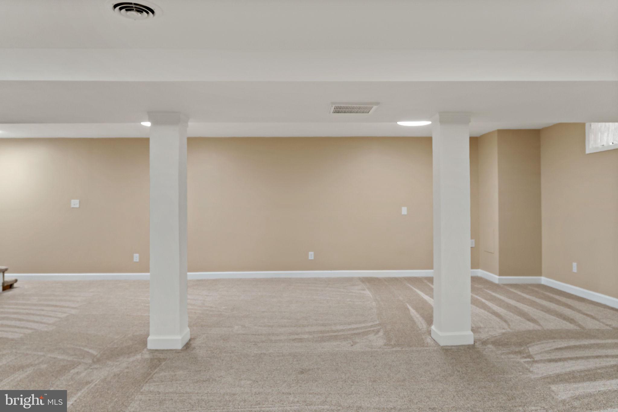 HONEYWOOD ON THE POTOMAC - Residential