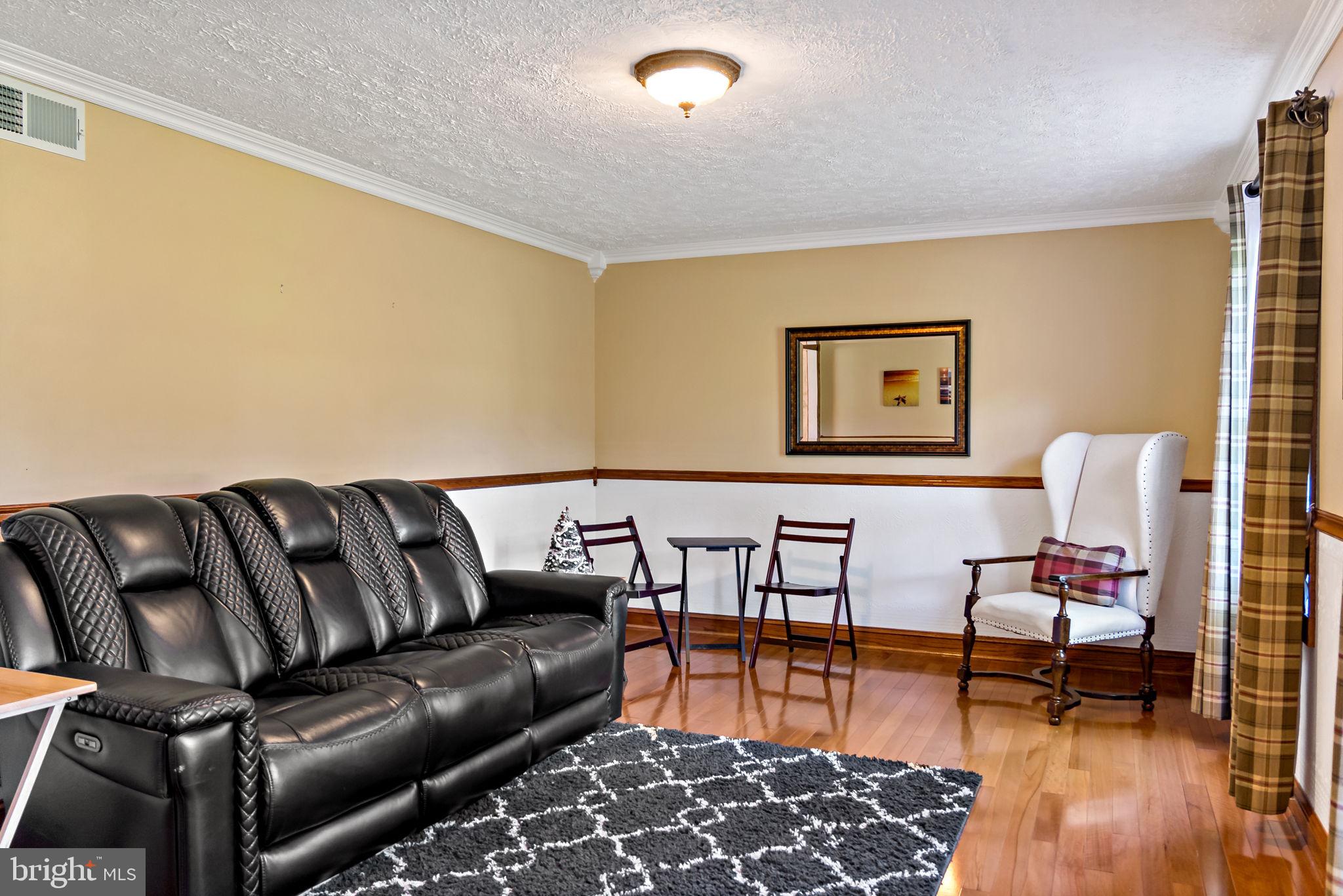 HONEYWOOD ON THE POTOMAC - Residential