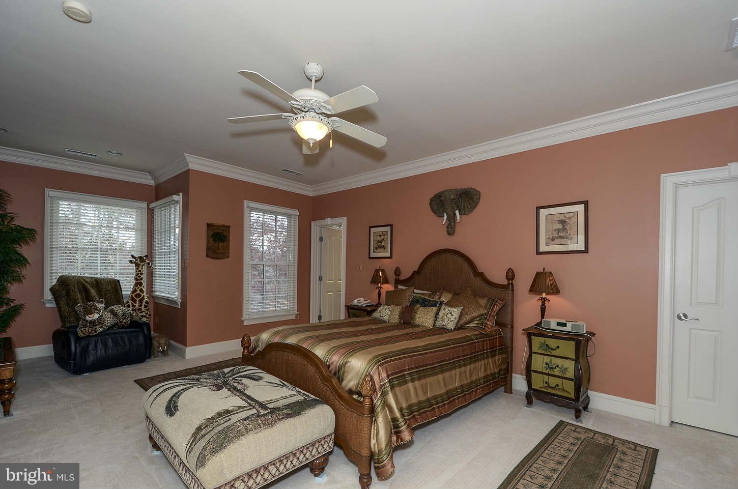 MCLEAN FALLS AT CHINQUAP - Residential