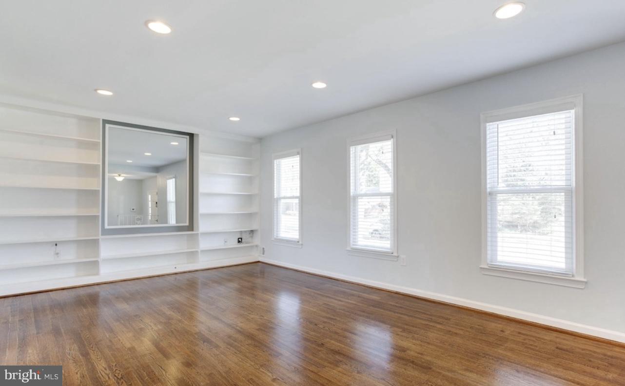 SOUTH FORT FOOTE VILLAGE - Residential