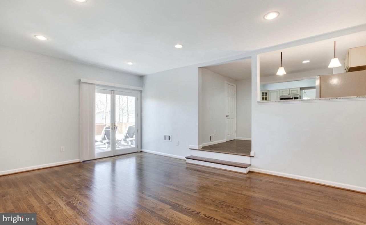 SOUTH FORT FOOTE VILLAGE - Residential