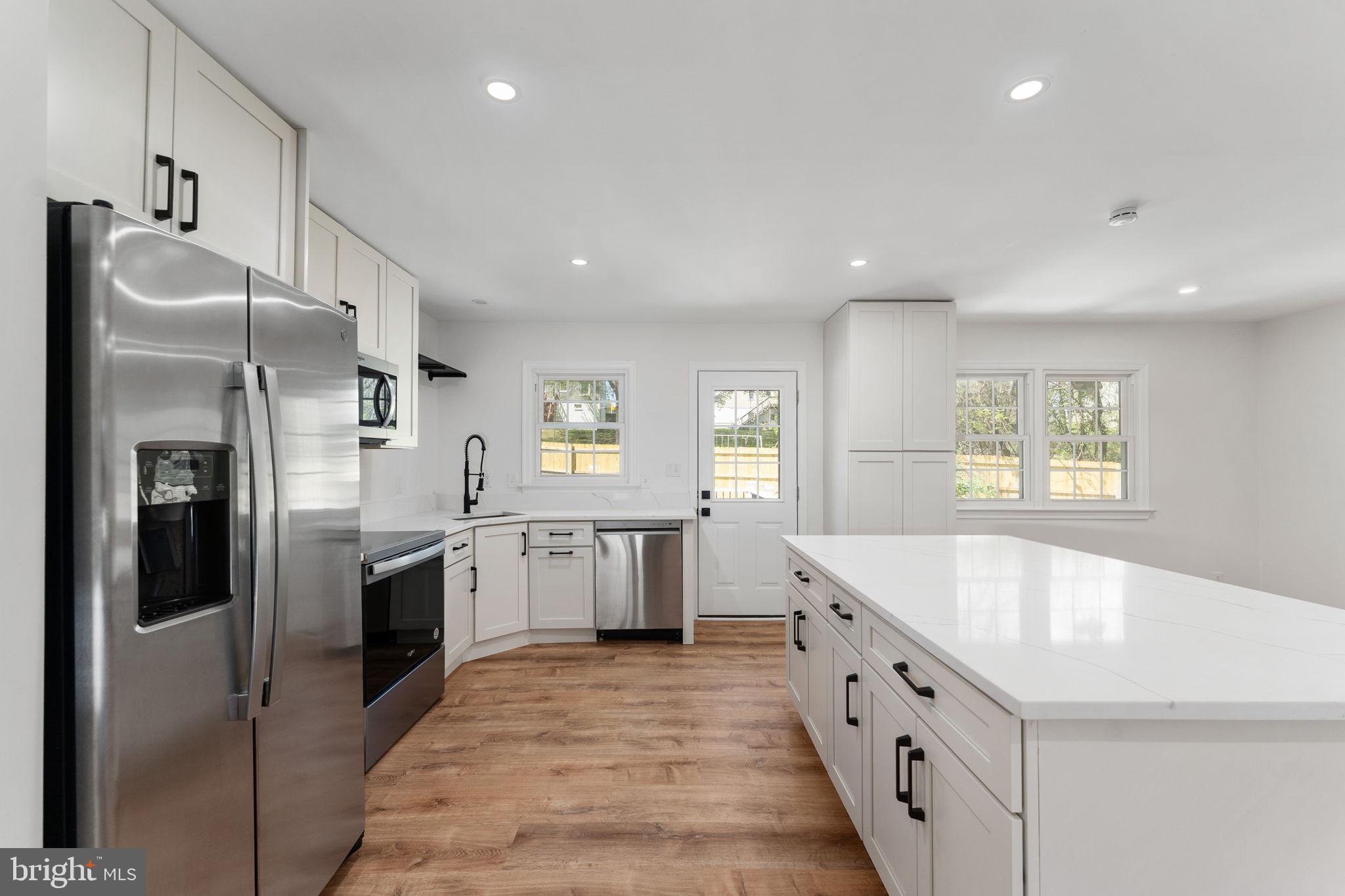 BROWNS - Residential