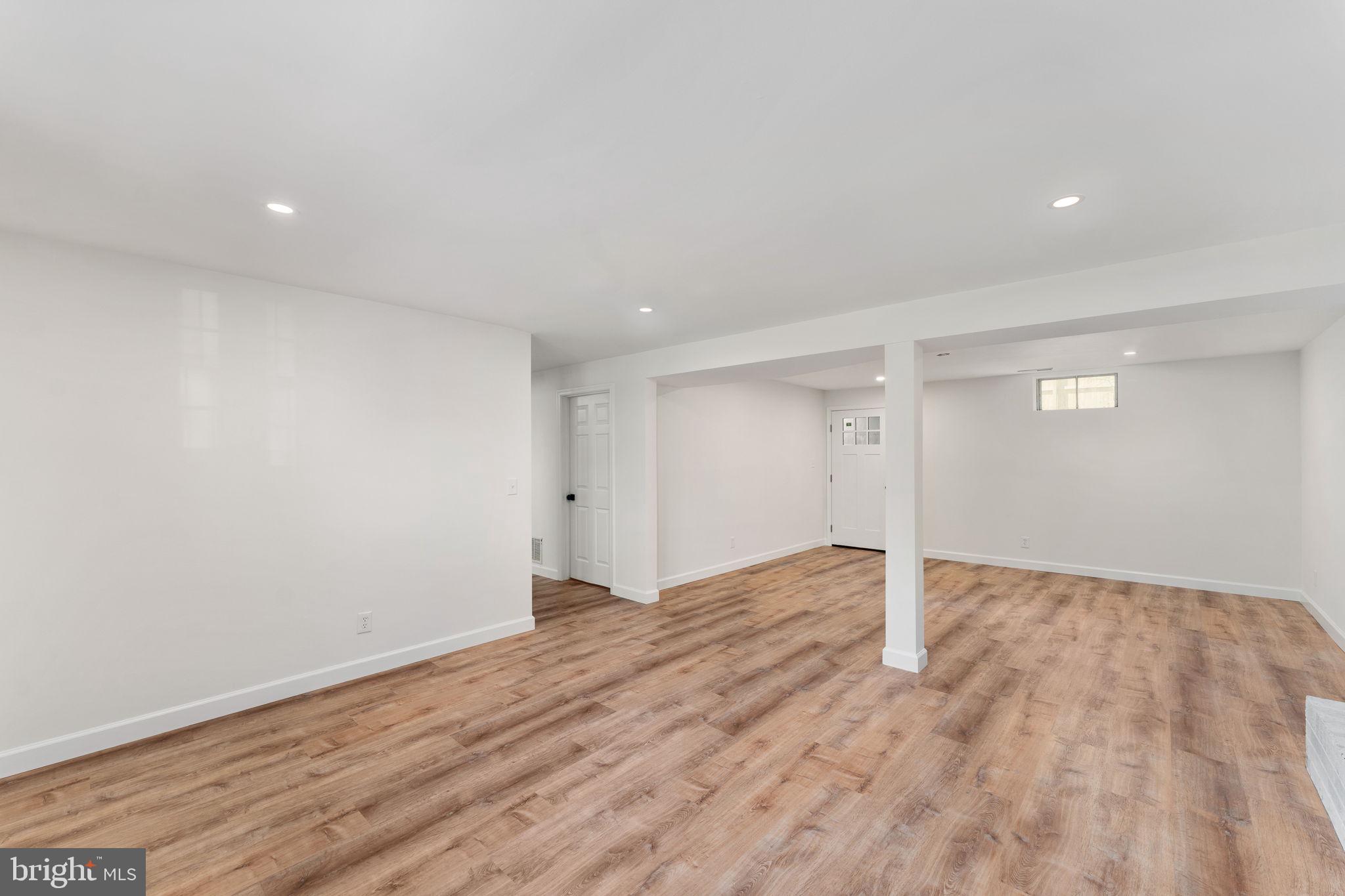 BROWNS - Residential