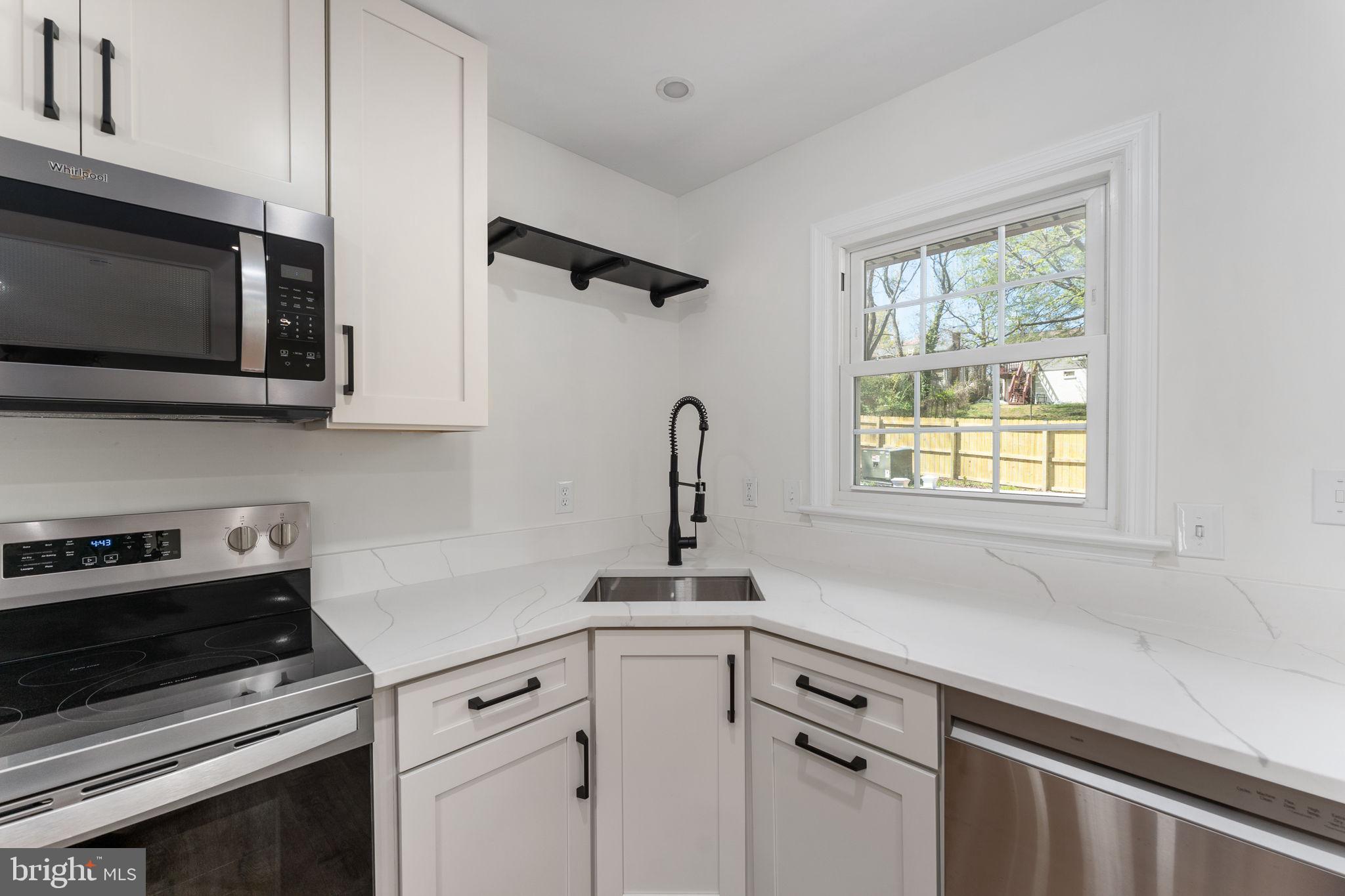 BROWNS - Residential