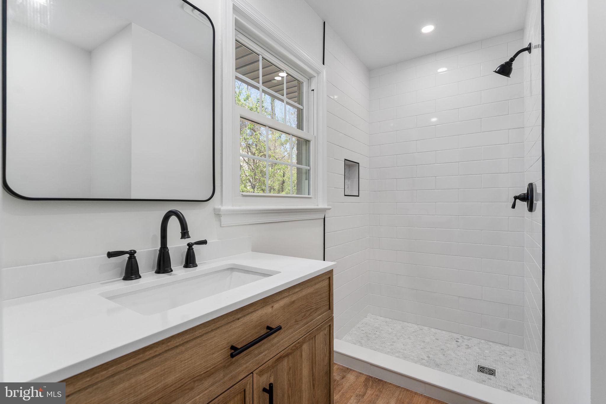 BROWNS - Residential