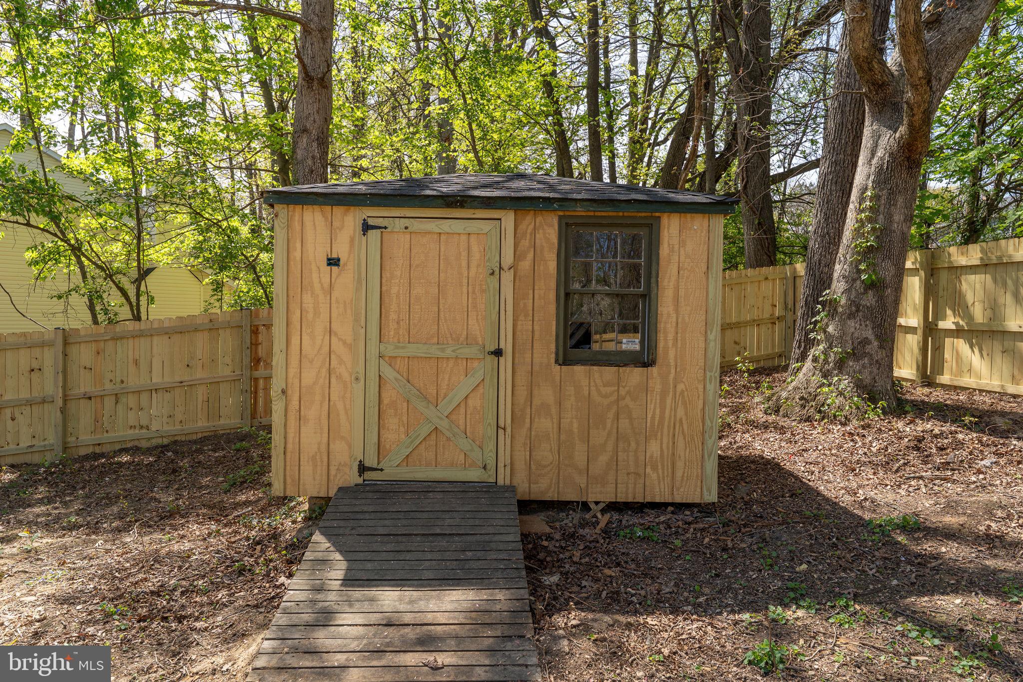 BROWNS - Residential