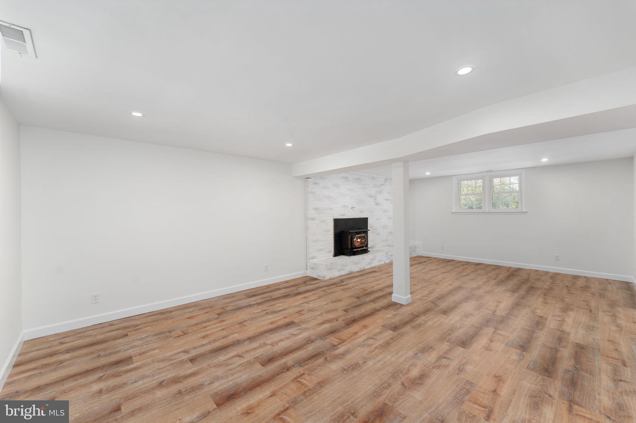 BROWNS - Residential