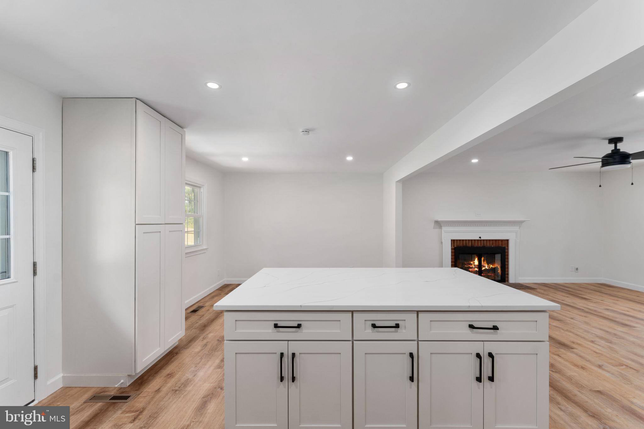 BROWNS - Residential