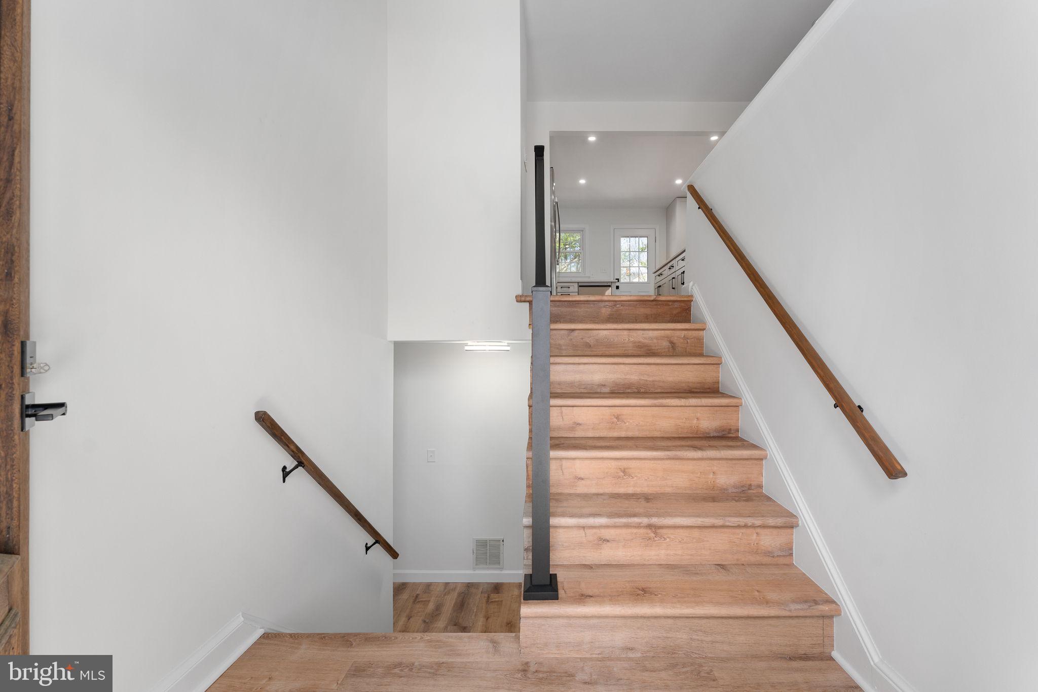 BROWNS - Residential