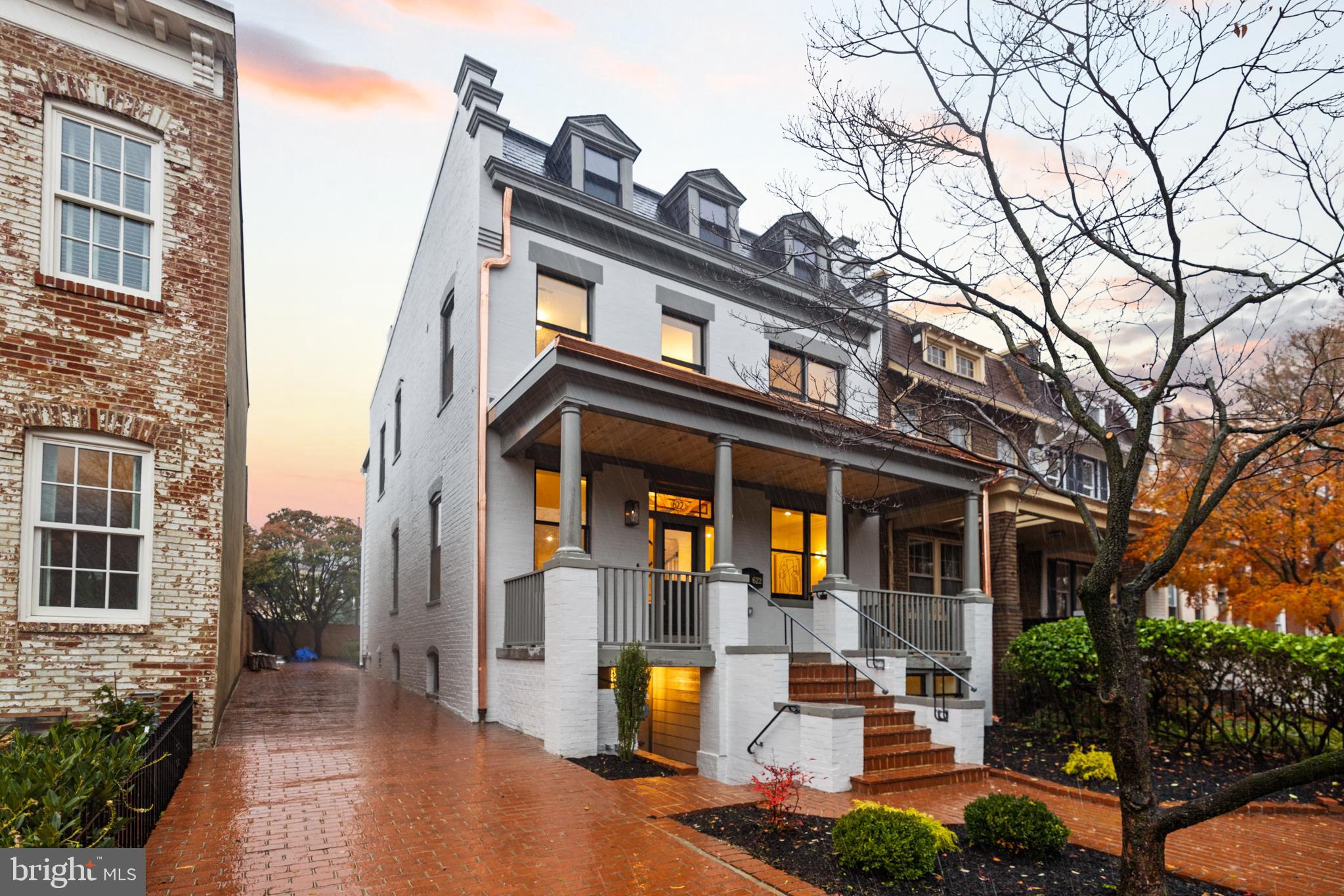 CAPITOL HILL - Residential
