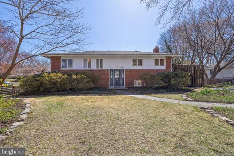 Photo of 5100 WHITE FLINT DR, KENSINGTON, MD 20895 (MLS # MDMC2085800)