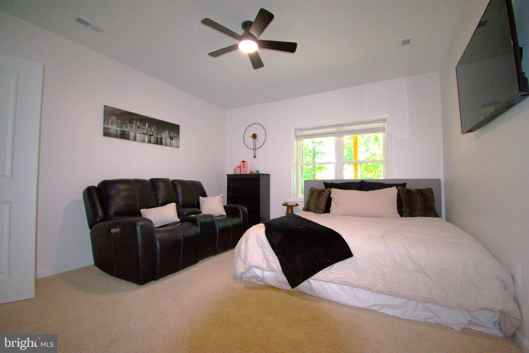 STRATFORD HARBOUR - Residential