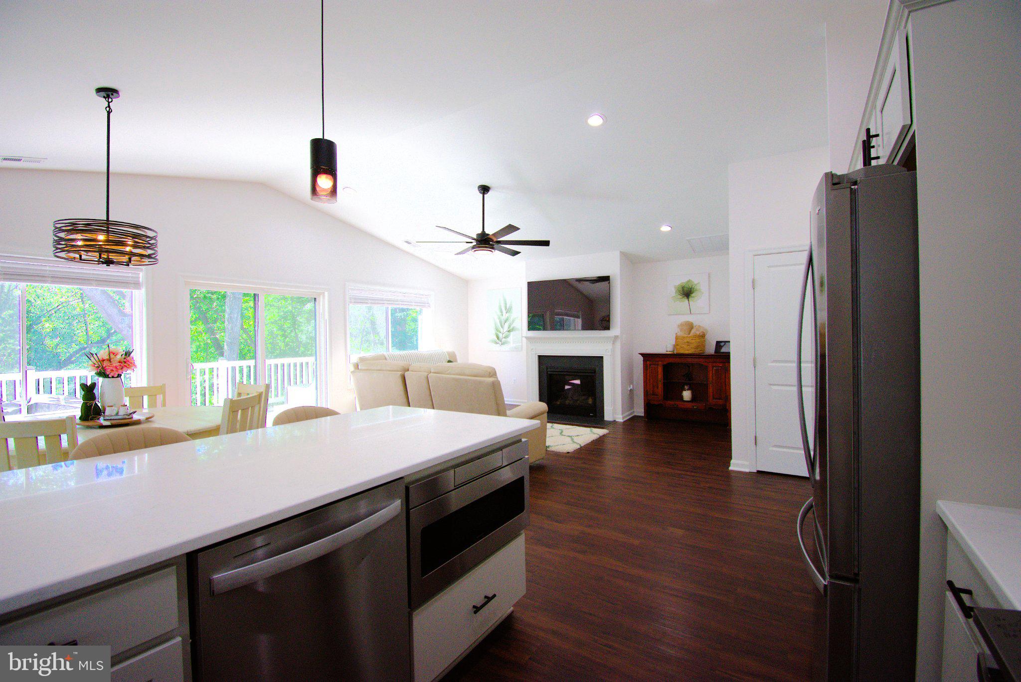 STRATFORD HARBOUR - Residential