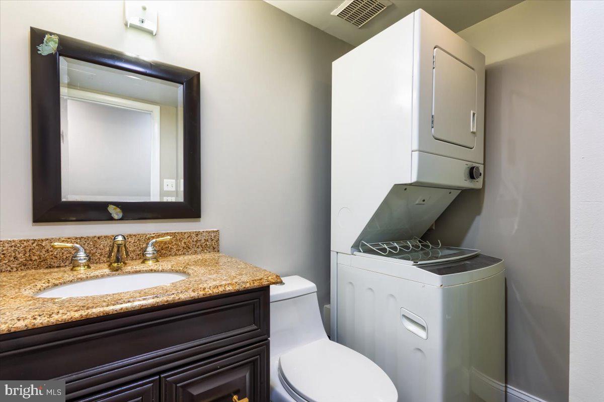 FAIRWINDS OF ANNAPOLIS - Residential Lease