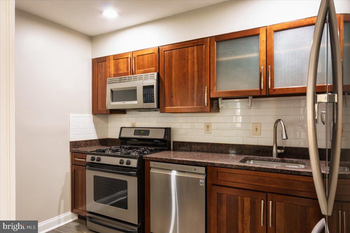 FAIRWINDS OF ANNAPOLIS - Residential Lease