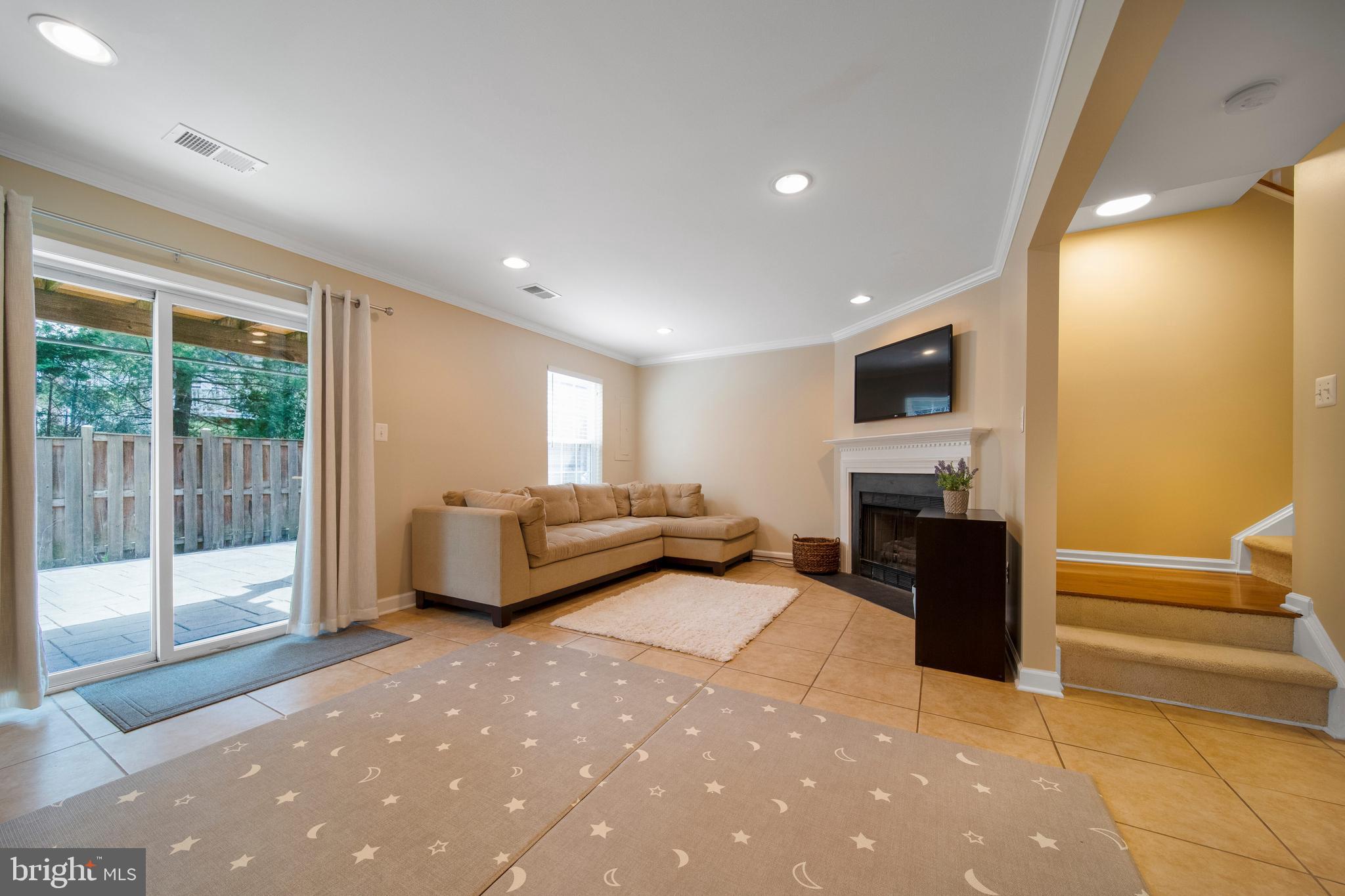 WORTHINGTON WOODS - Residential