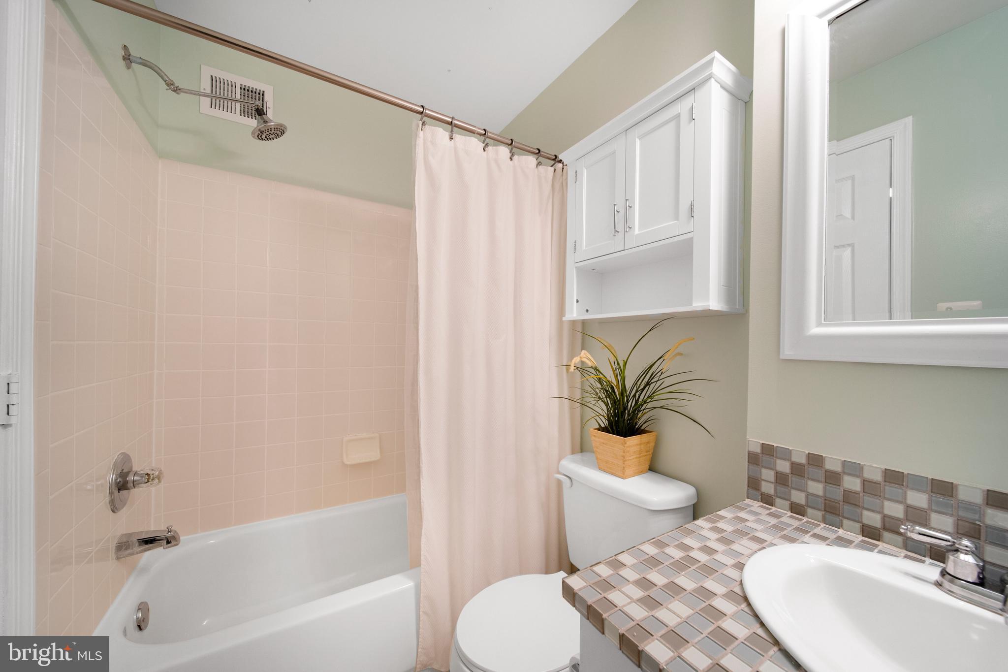 WORTHINGTON WOODS - Residential