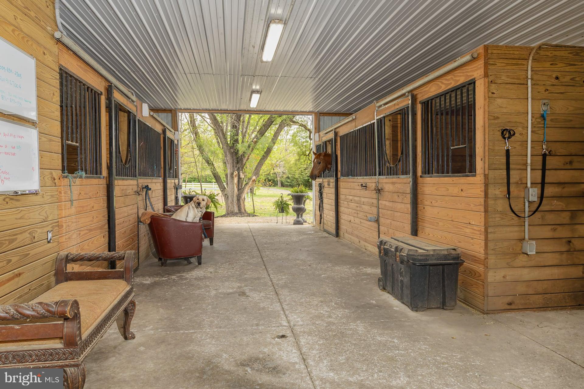 140 COLONY PLACE