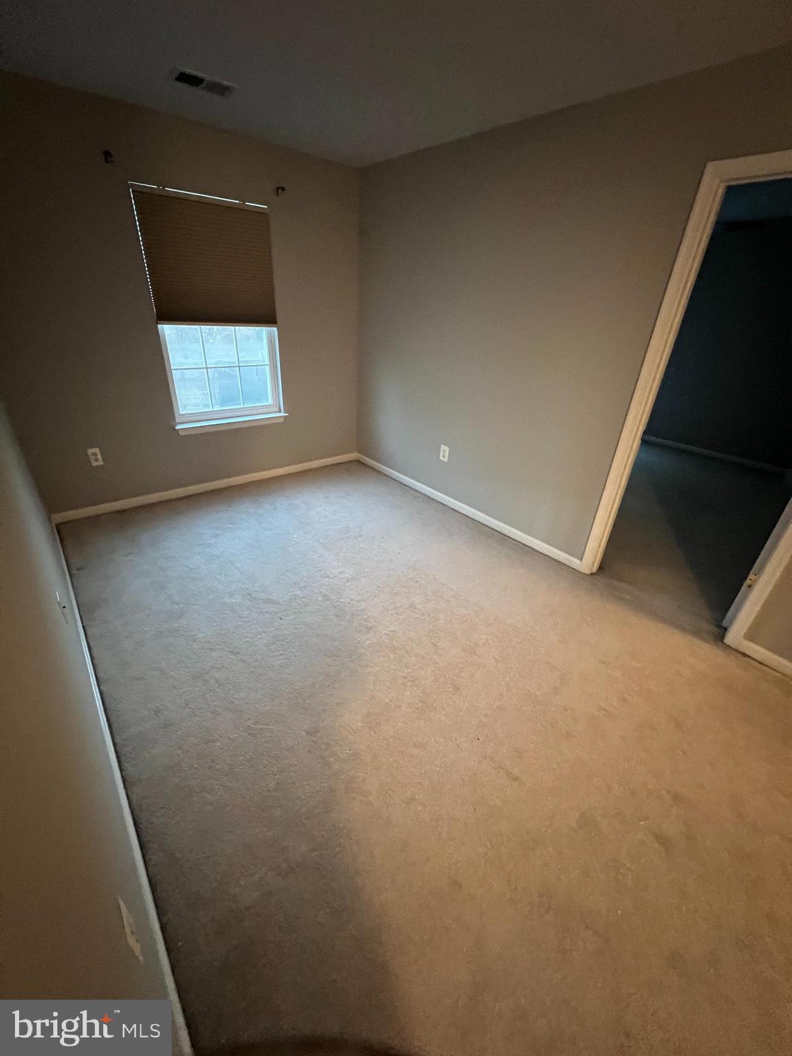 ENGLAND RUN NORTH - Residential Lease