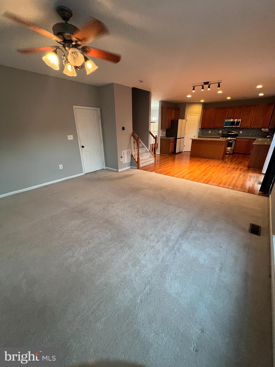 ENGLAND RUN NORTH - Residential Lease