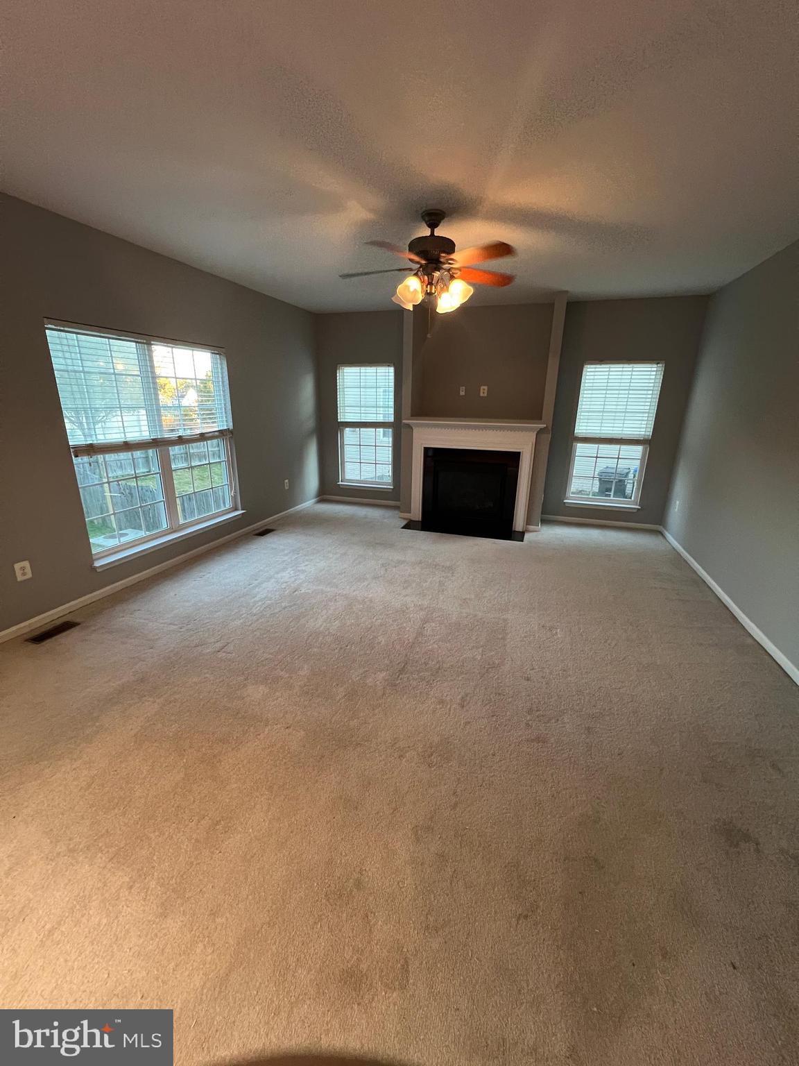 ENGLAND RUN NORTH - Residential Lease