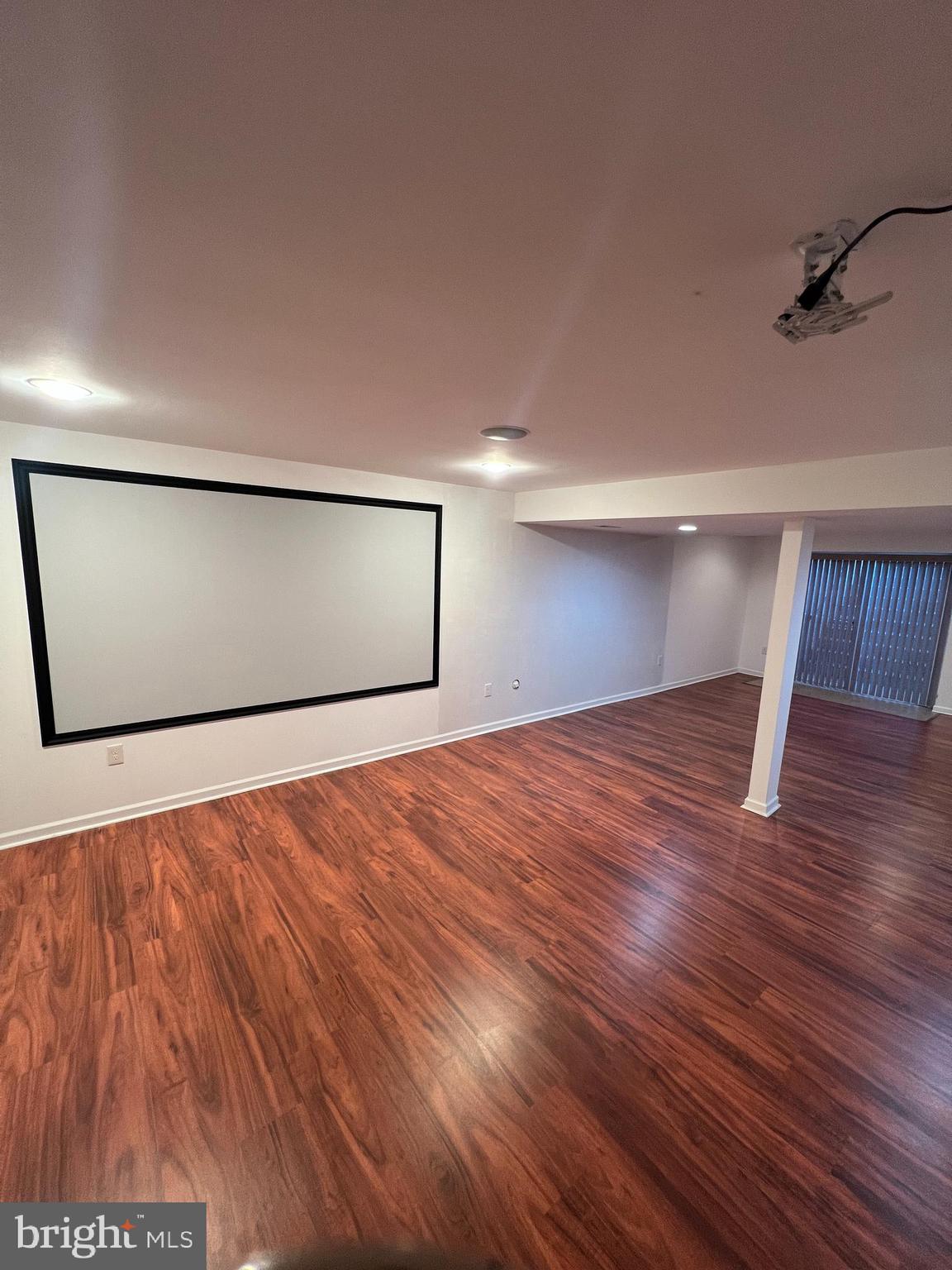 ENGLAND RUN NORTH - Residential Lease