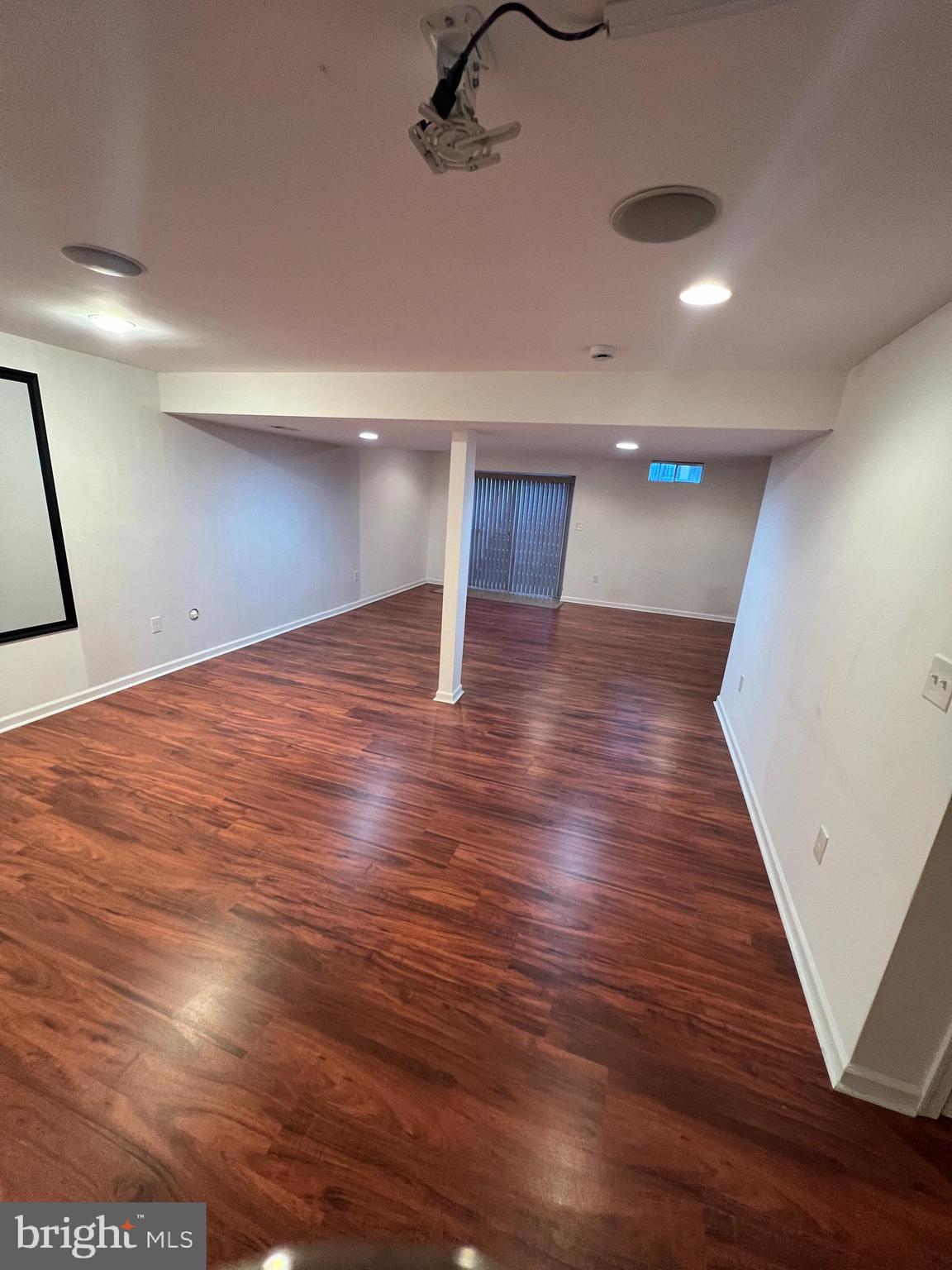 ENGLAND RUN NORTH - Residential Lease