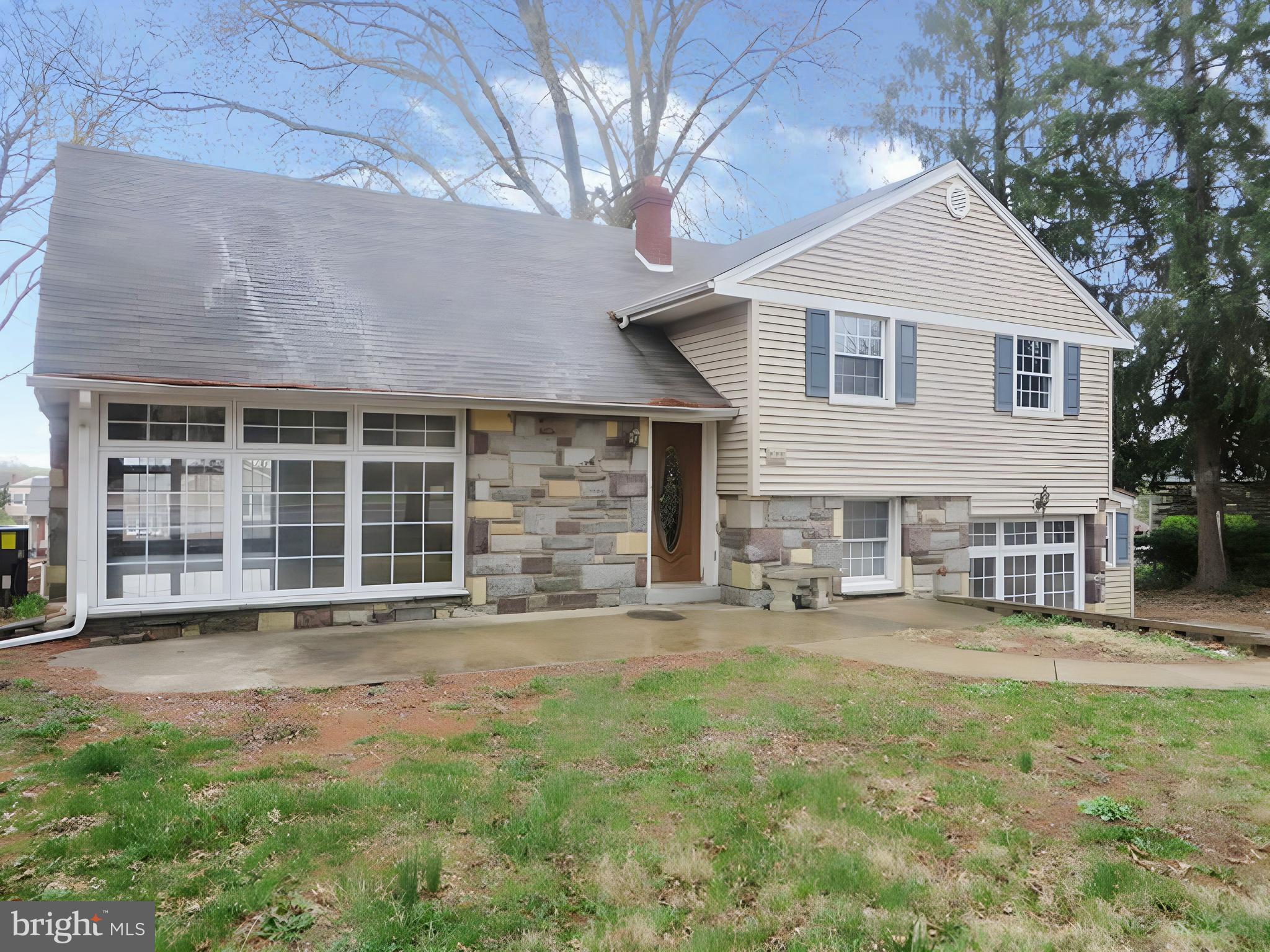 1221 HUNTINGDON PIKE