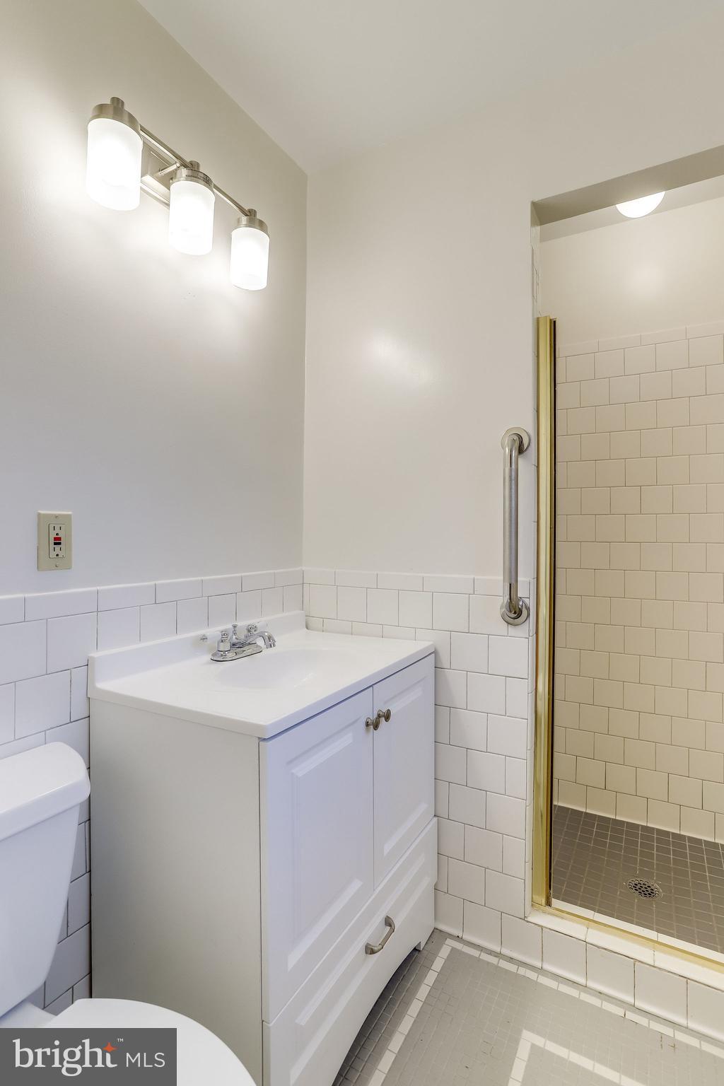 CONGRESSIONAL ACRES - Residential