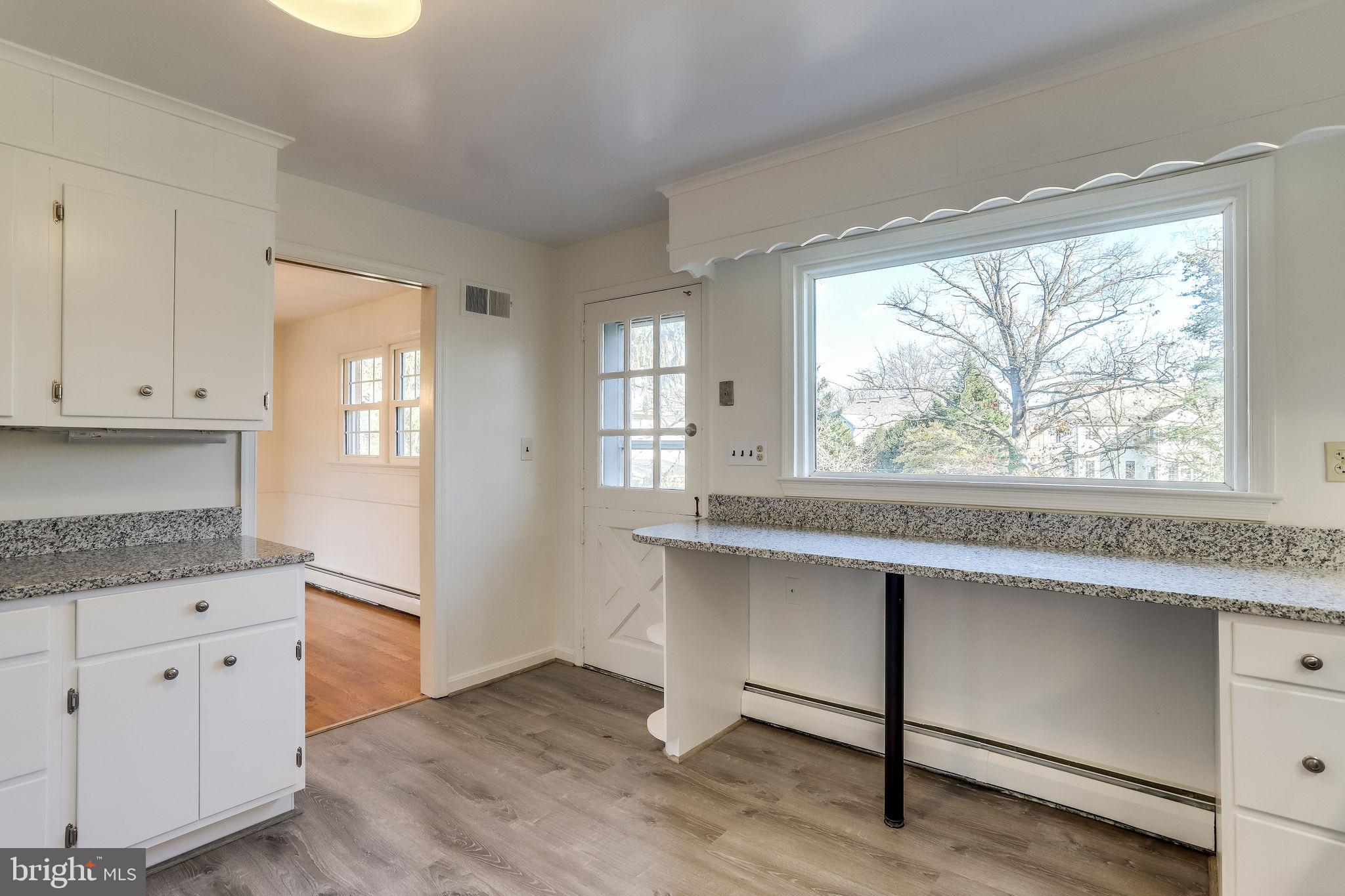 CONGRESSIONAL ACRES - Residential