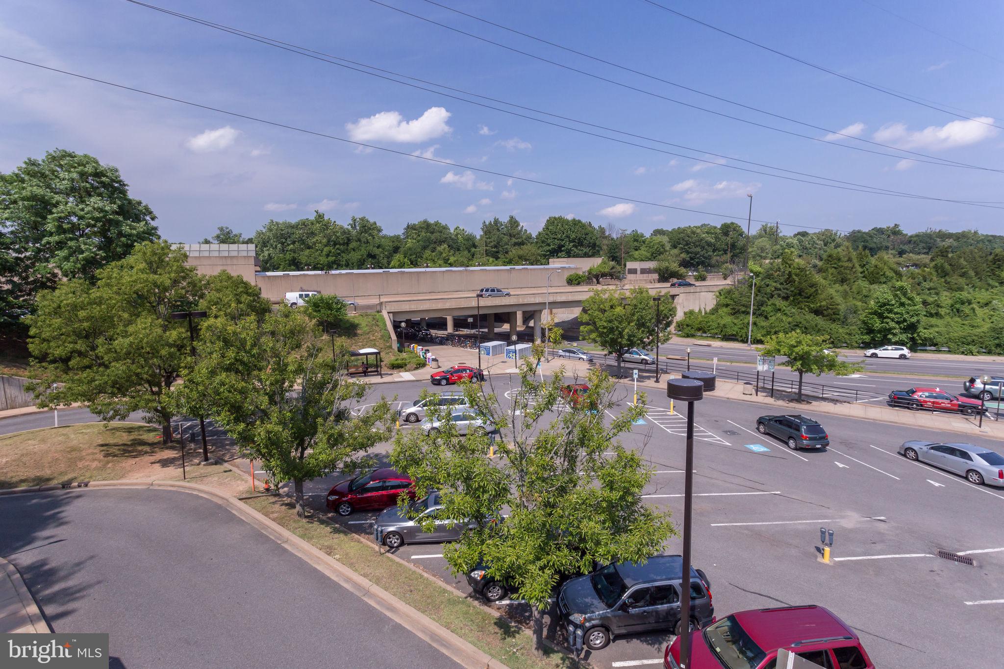 CONGRESSIONAL ACRES - Residential