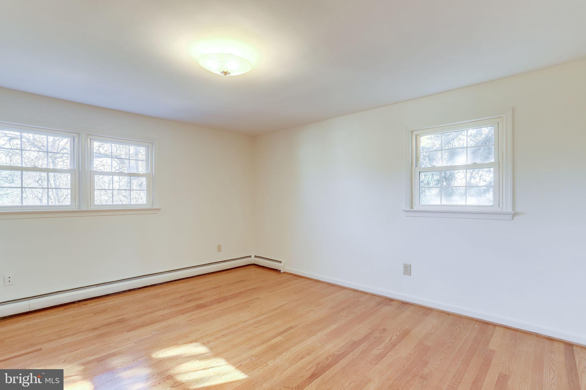 CONGRESSIONAL ACRES - Residential