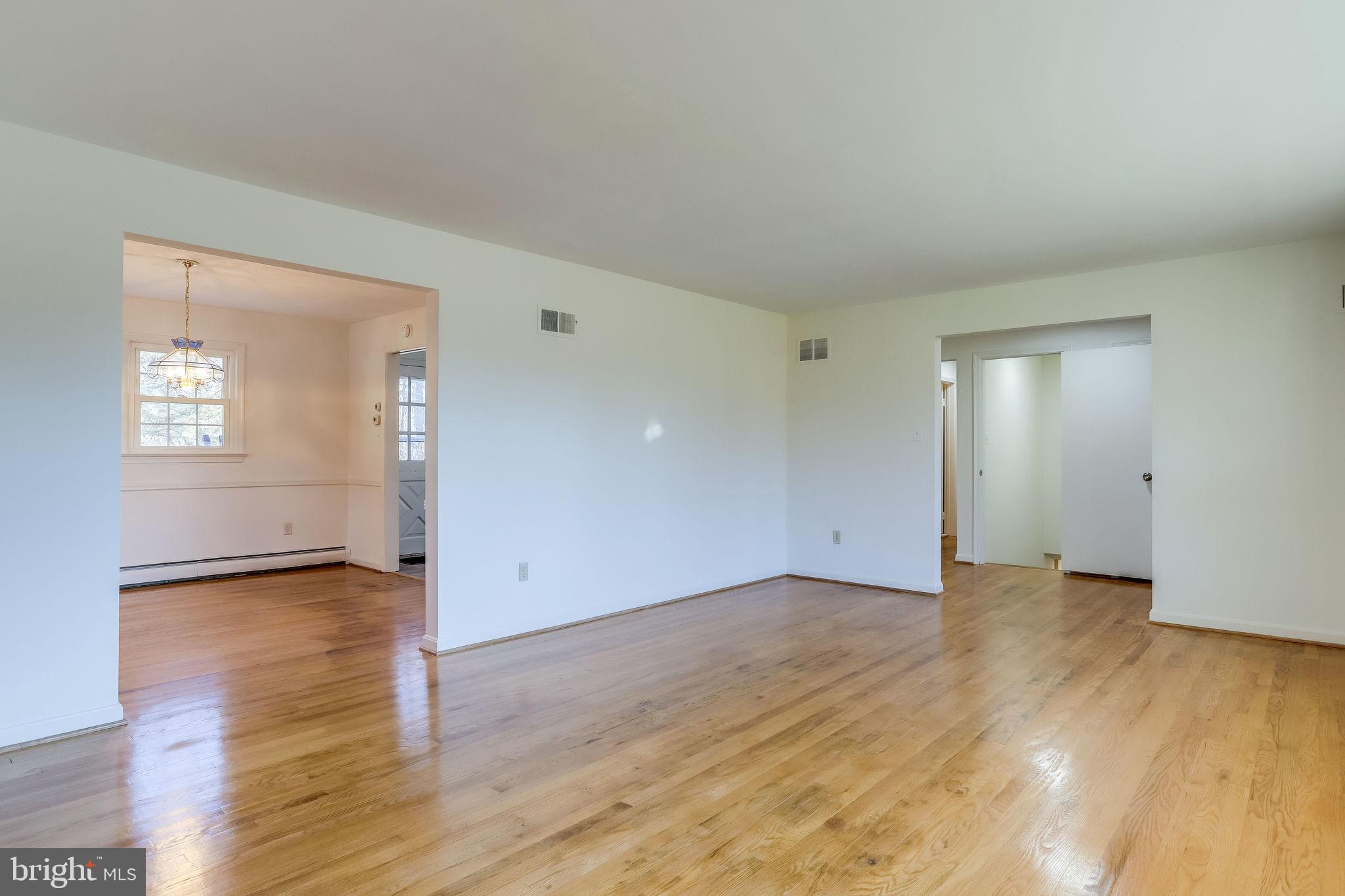 CONGRESSIONAL ACRES - Residential