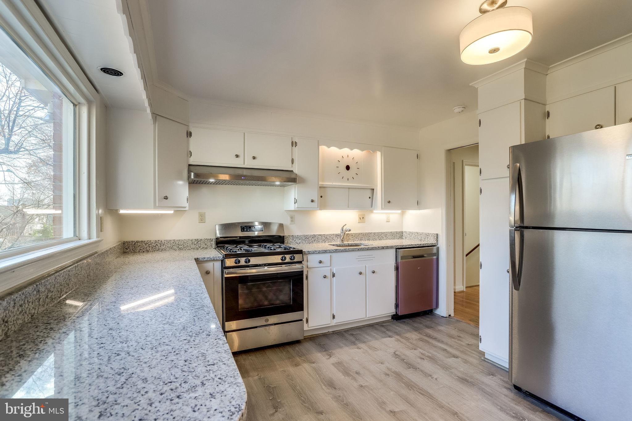 CONGRESSIONAL ACRES - Residential