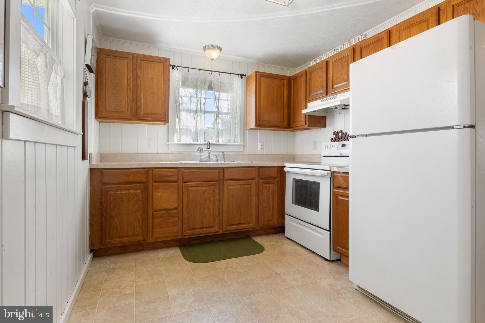 MANOR RIDGE - Residential