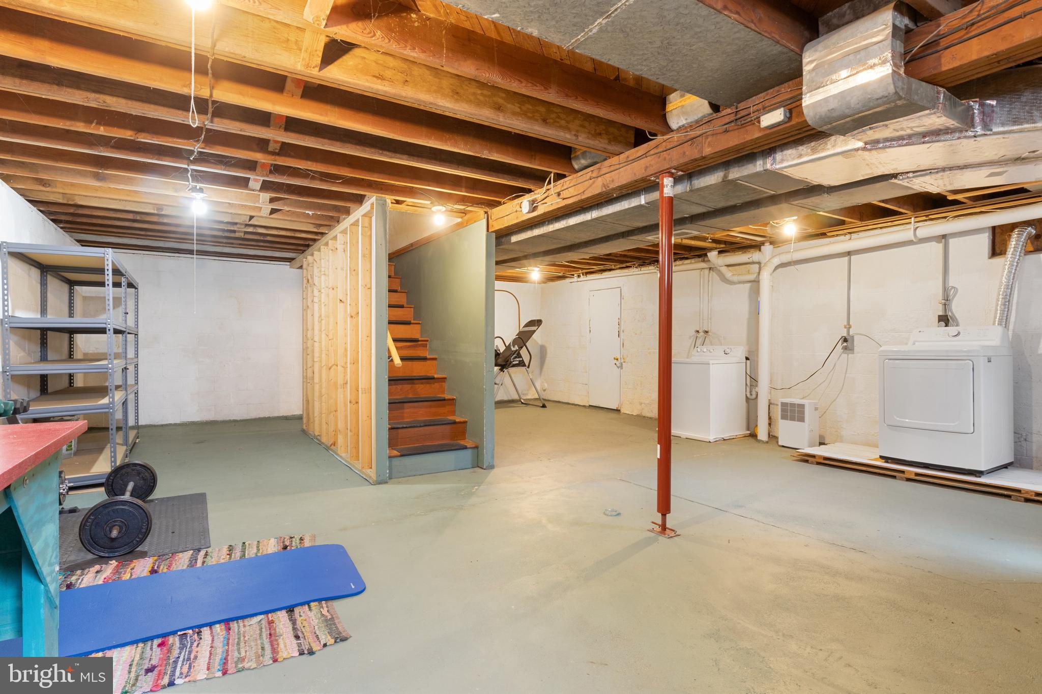 MANOR RIDGE - Residential