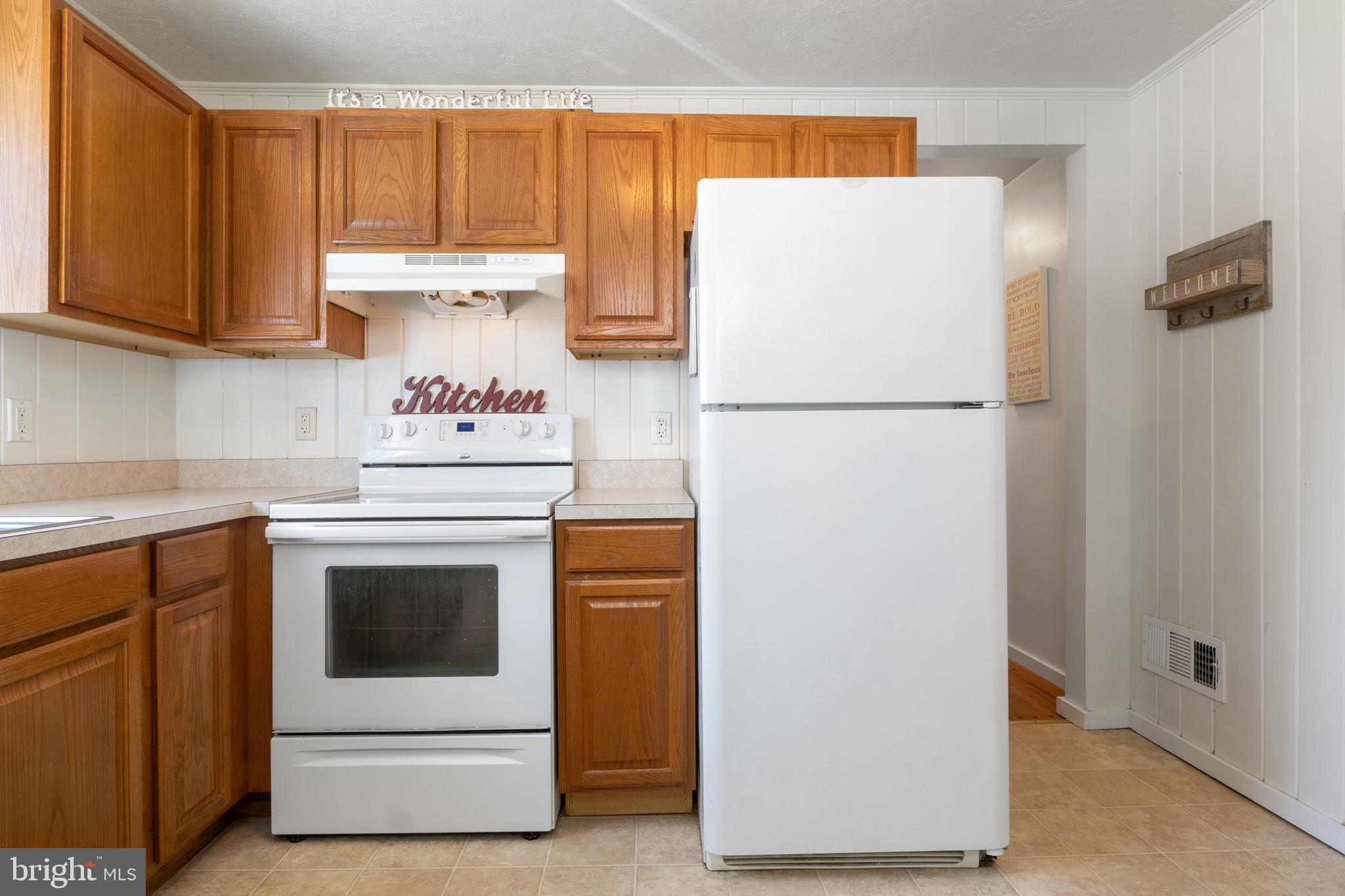 MANOR RIDGE - Residential