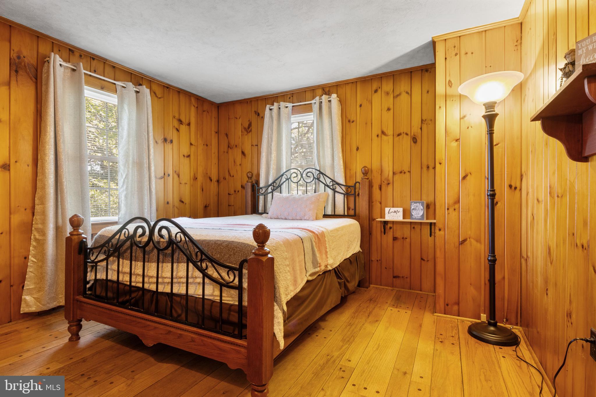 MANOR RIDGE - Residential