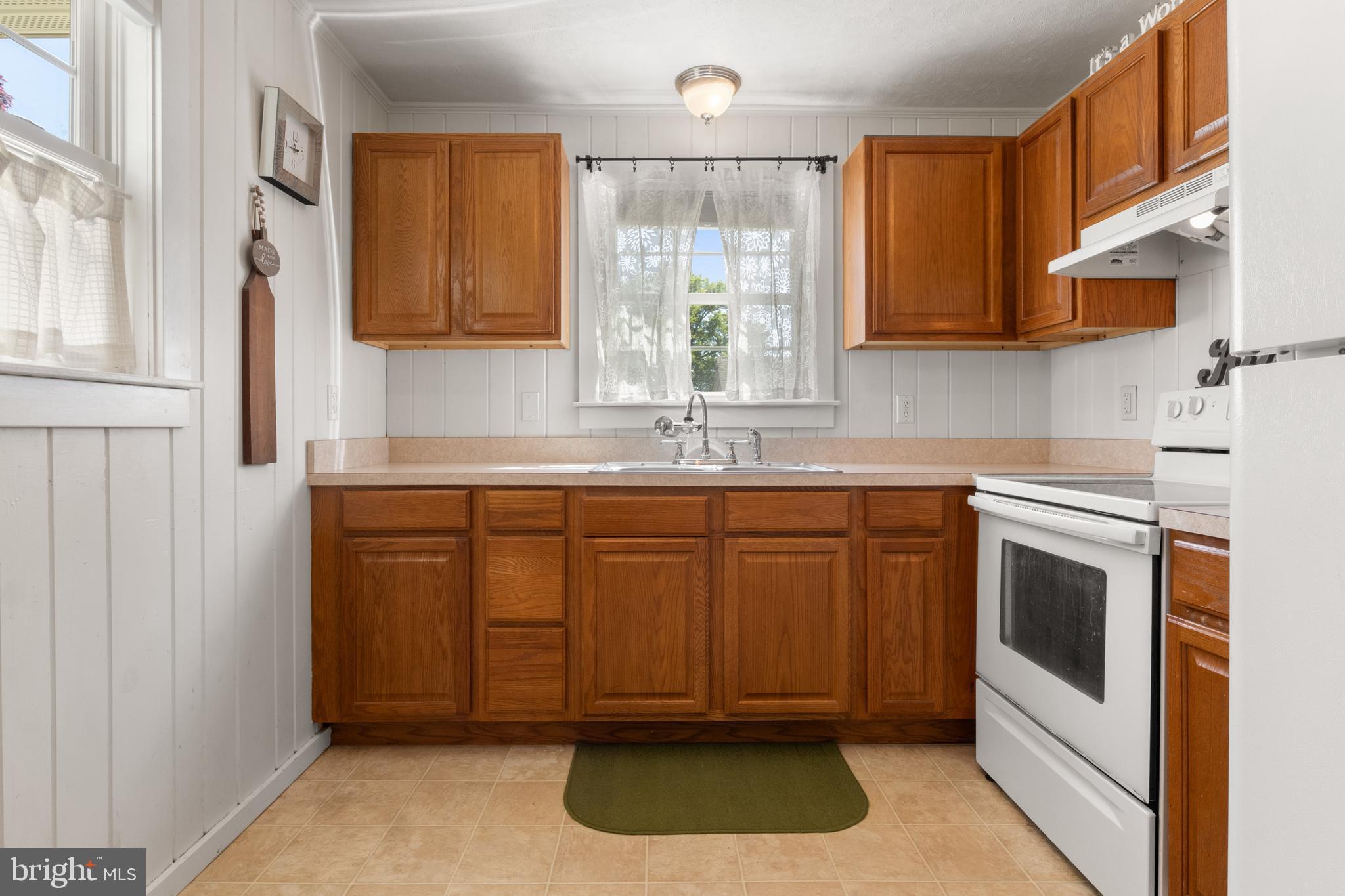 MANOR RIDGE - Residential