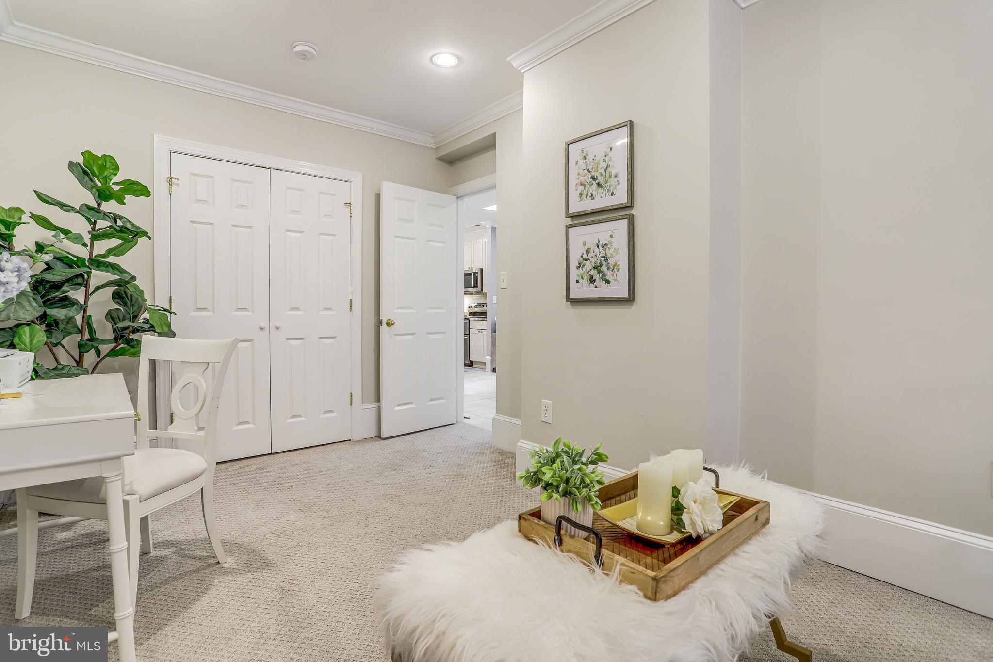 OLD TOWN ALEXANDRIA - Residential Lease