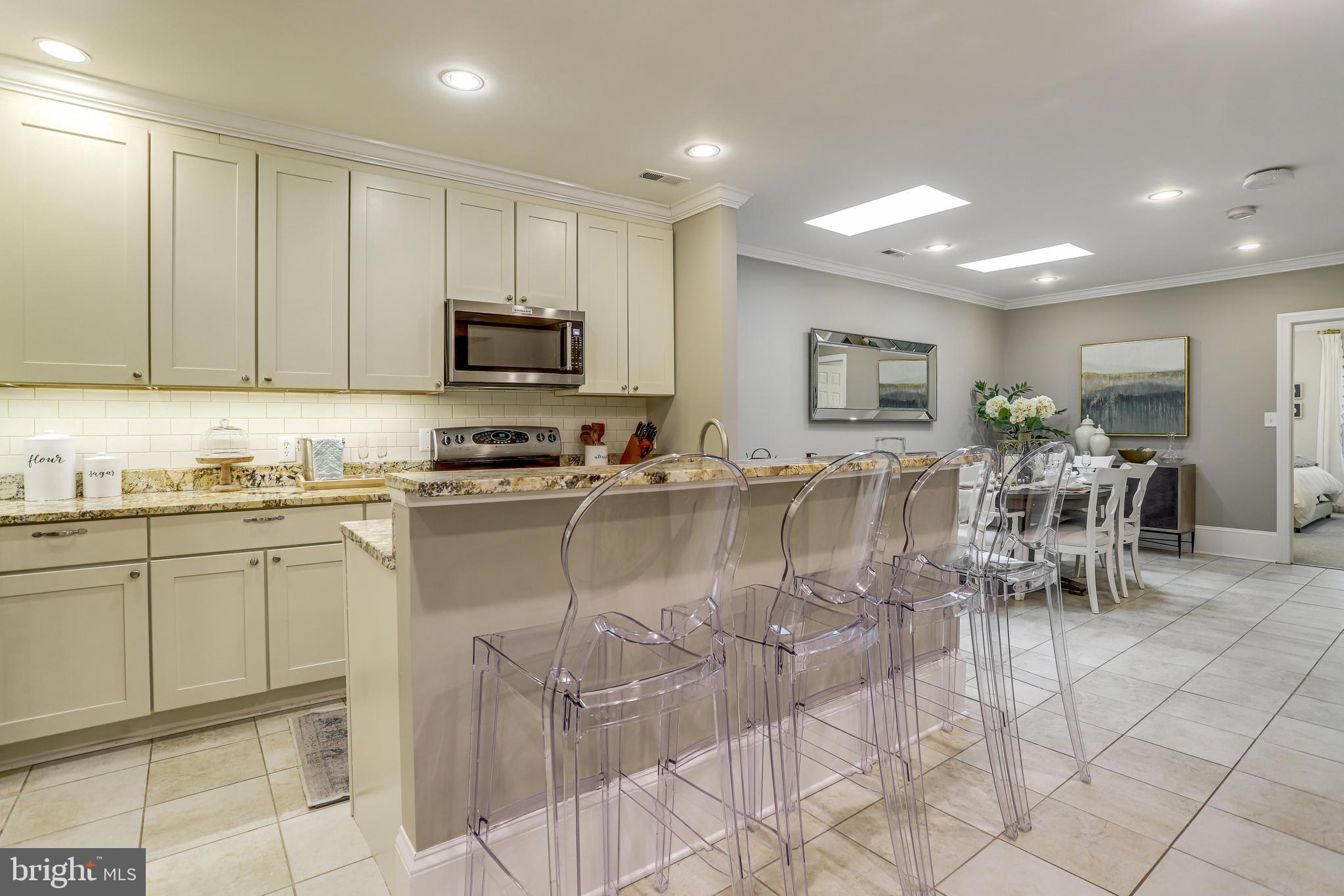 OLD TOWN ALEXANDRIA - Residential Lease