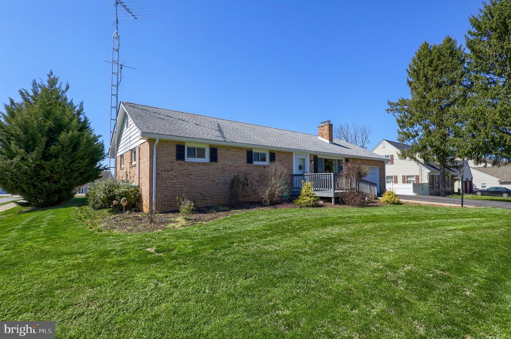 Photo of 128 CITY MILL RD, LANCASTER, PA 17602 (MLS # PALA2031848)