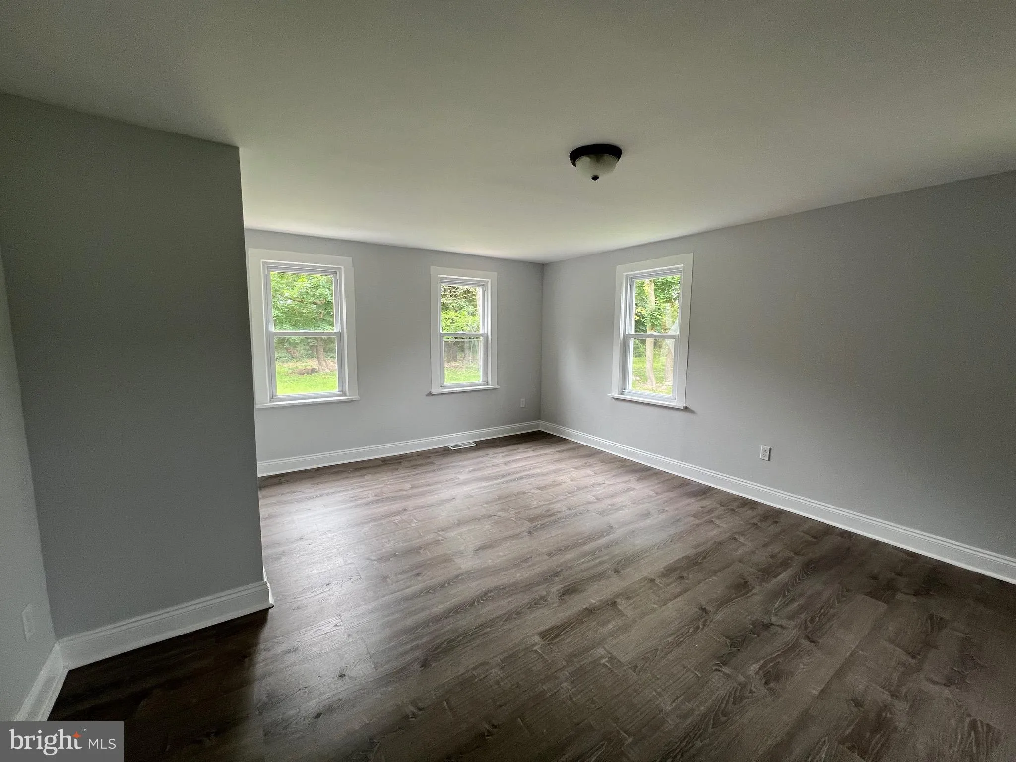 Elmer, New Jersey 08318, United States, 2 Bedrooms Bedrooms, ,1 BathroomBathrooms,Residential,Active,147908