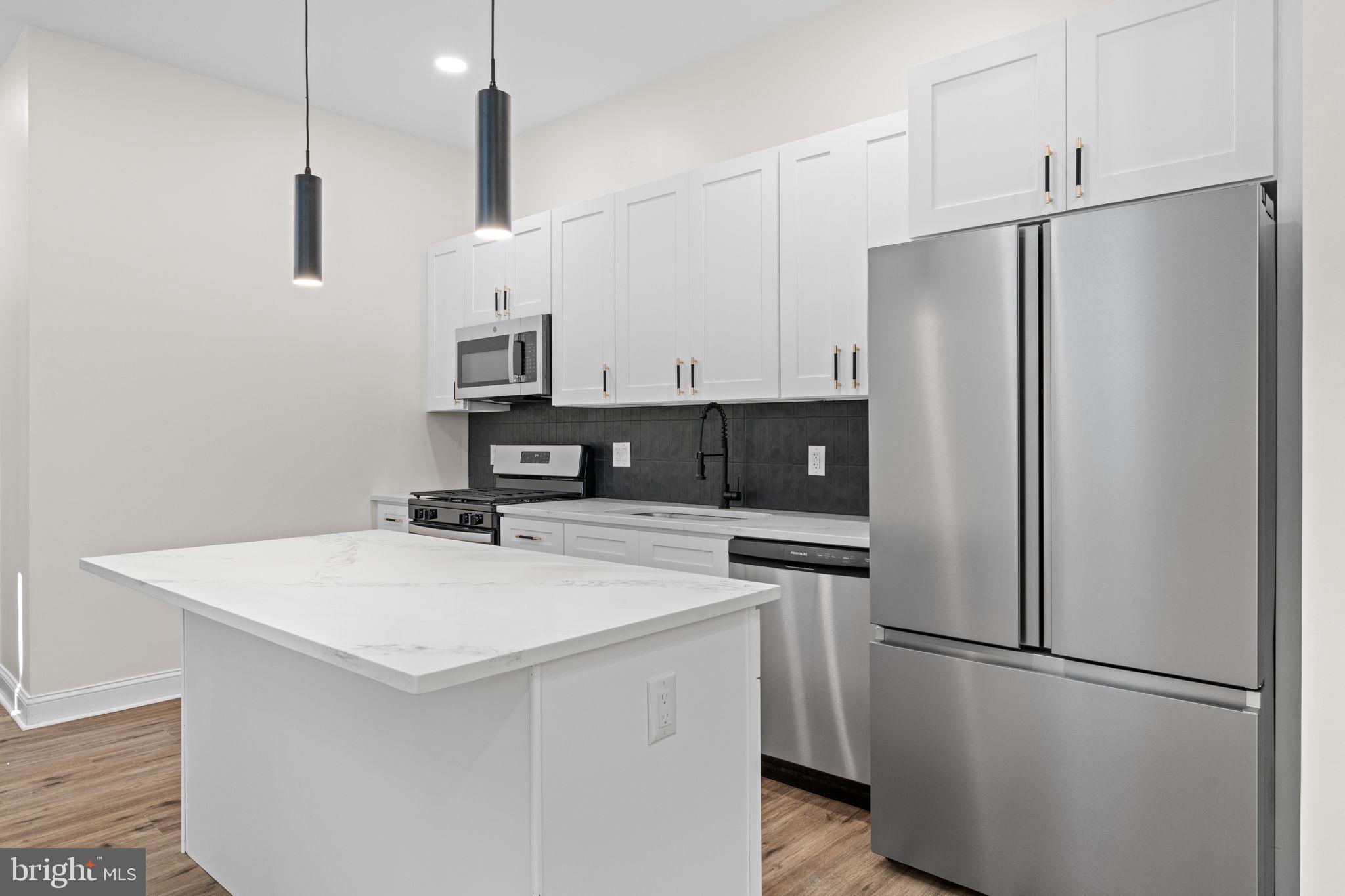 WEST OAK LANE - Residential