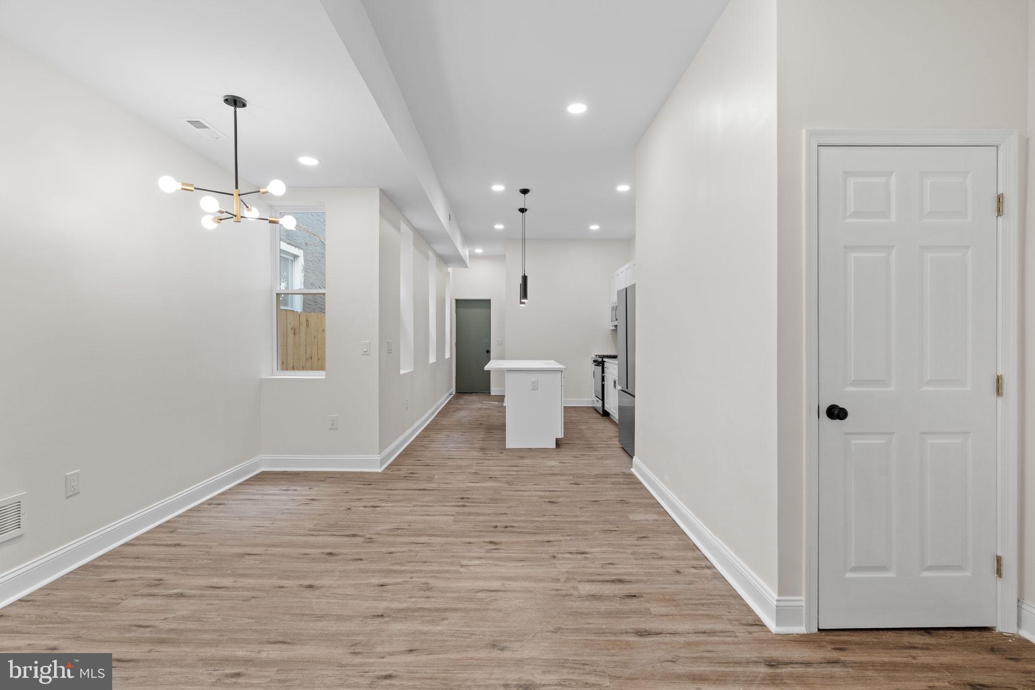 WEST OAK LANE - Residential