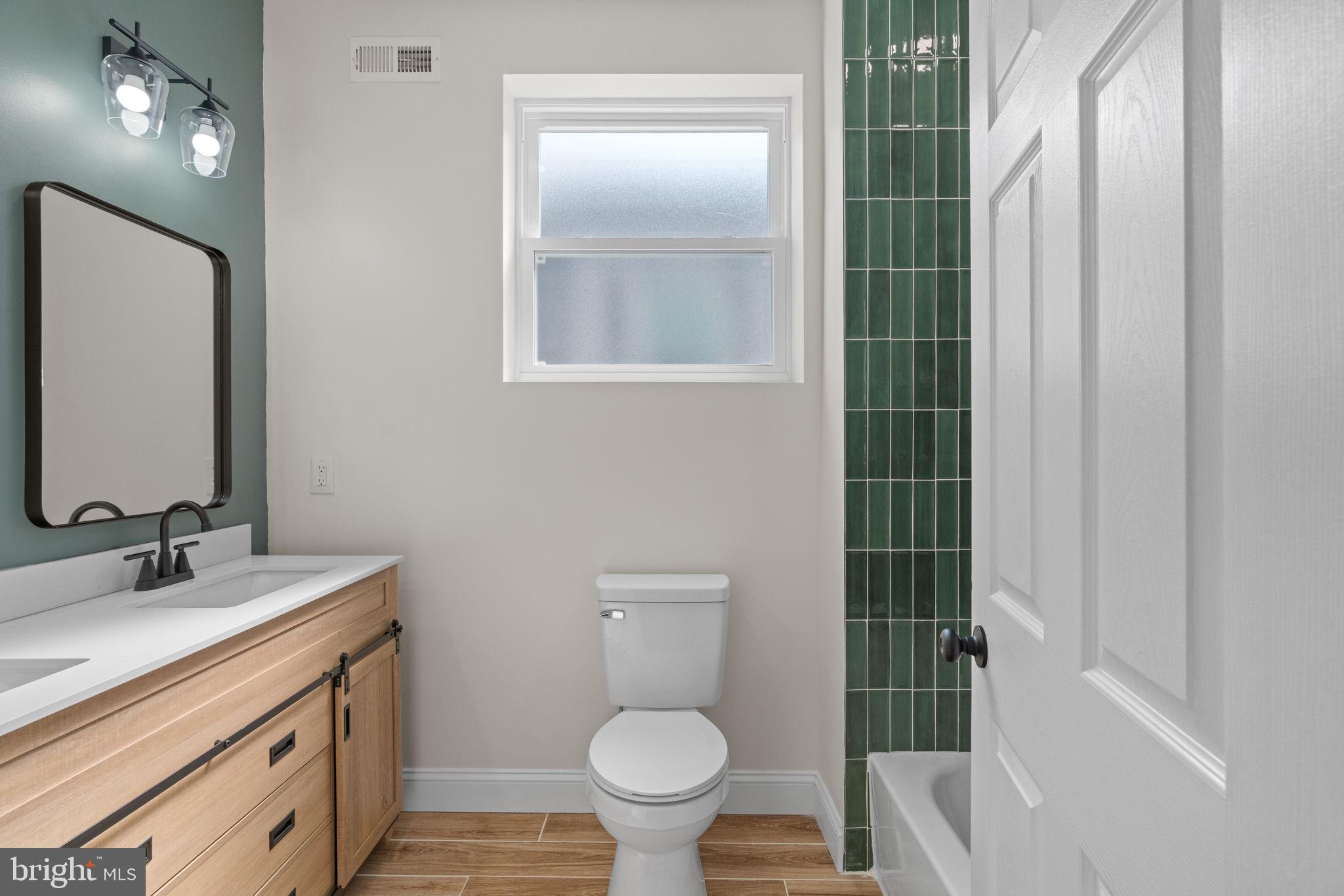 WEST OAK LANE - Residential