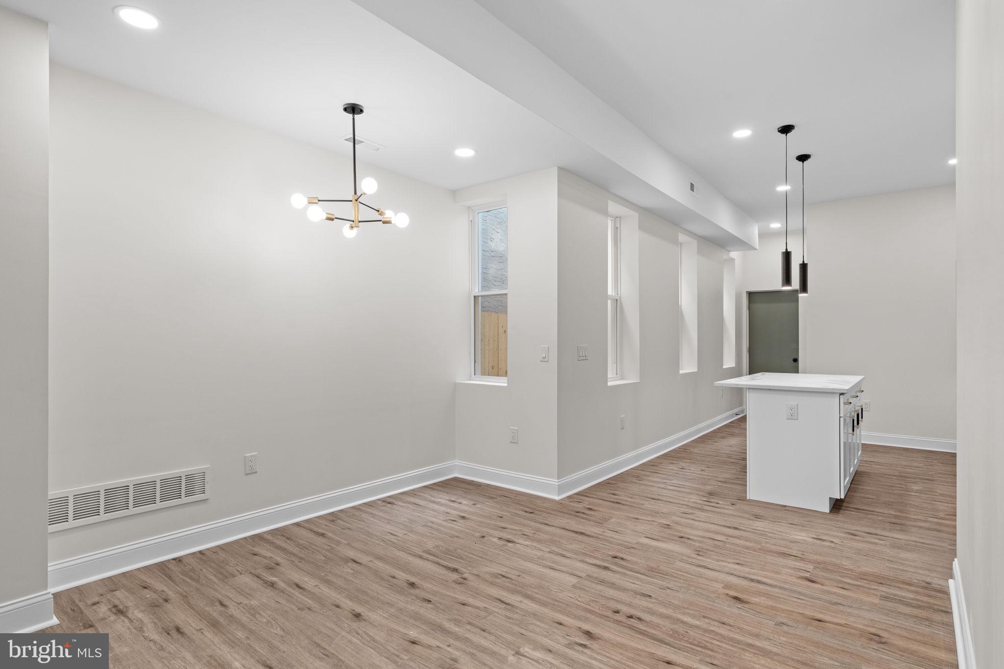 WEST OAK LANE - Residential