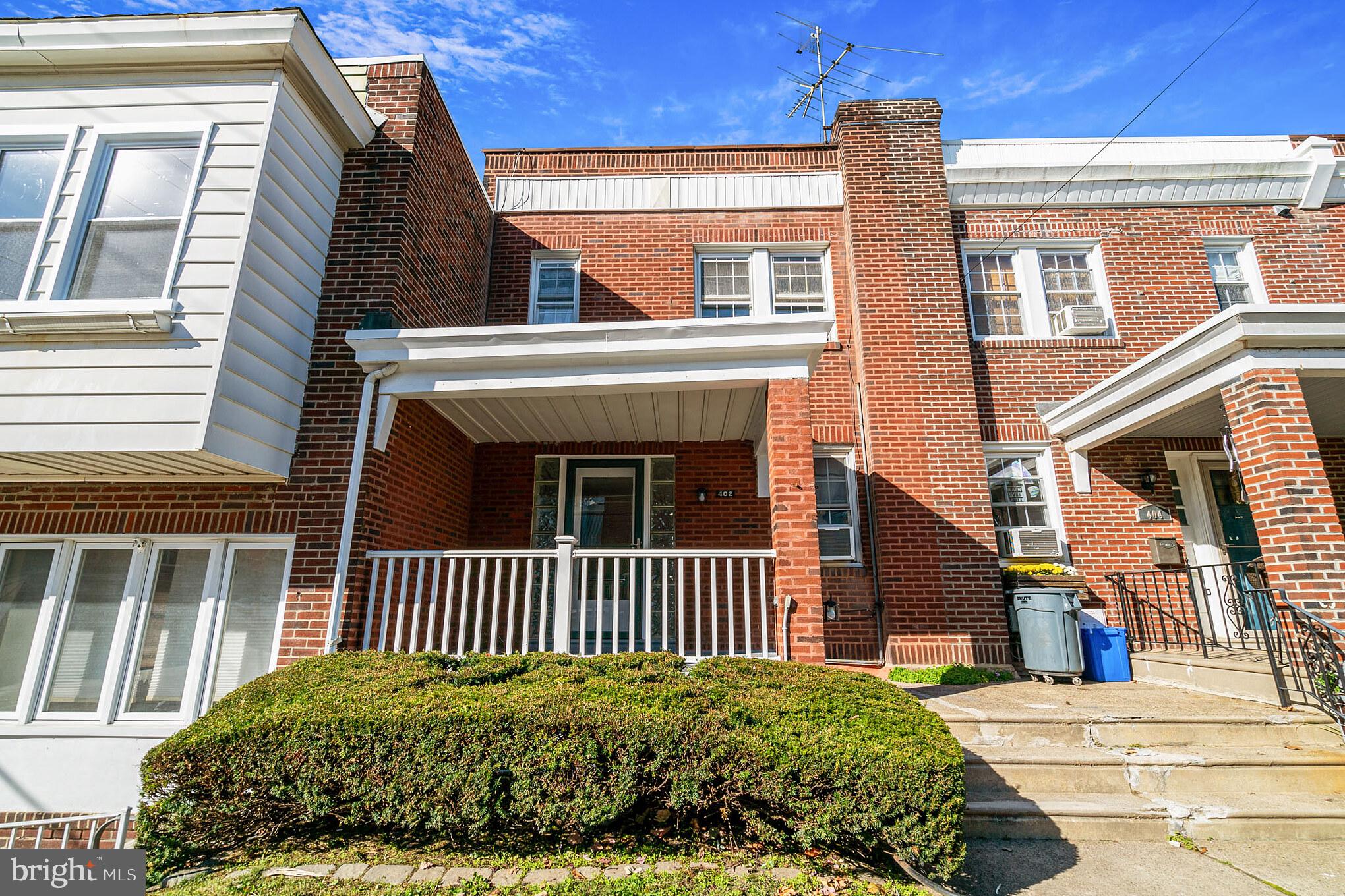 ROXBOROUGH - Residential