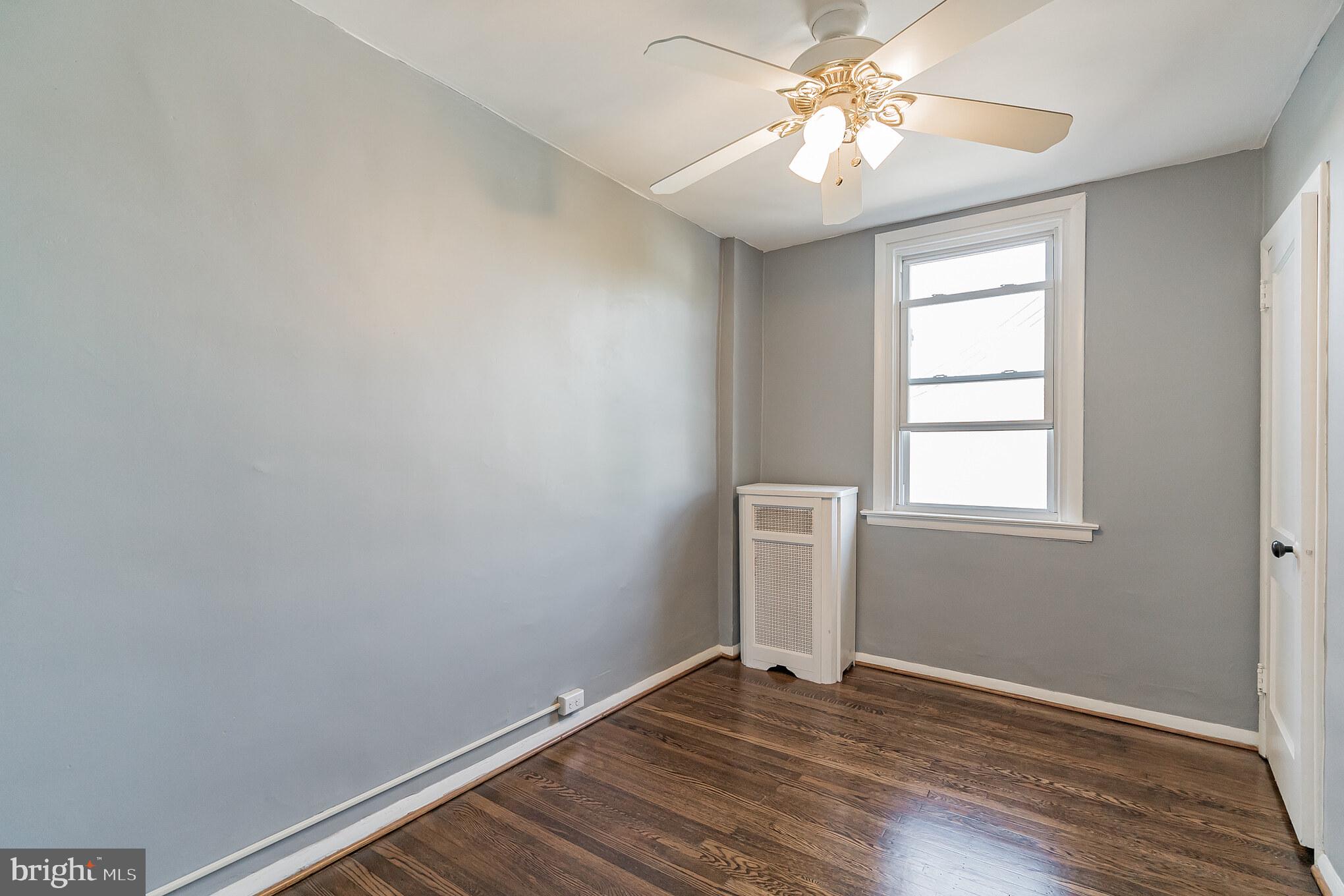 ROXBOROUGH - Residential