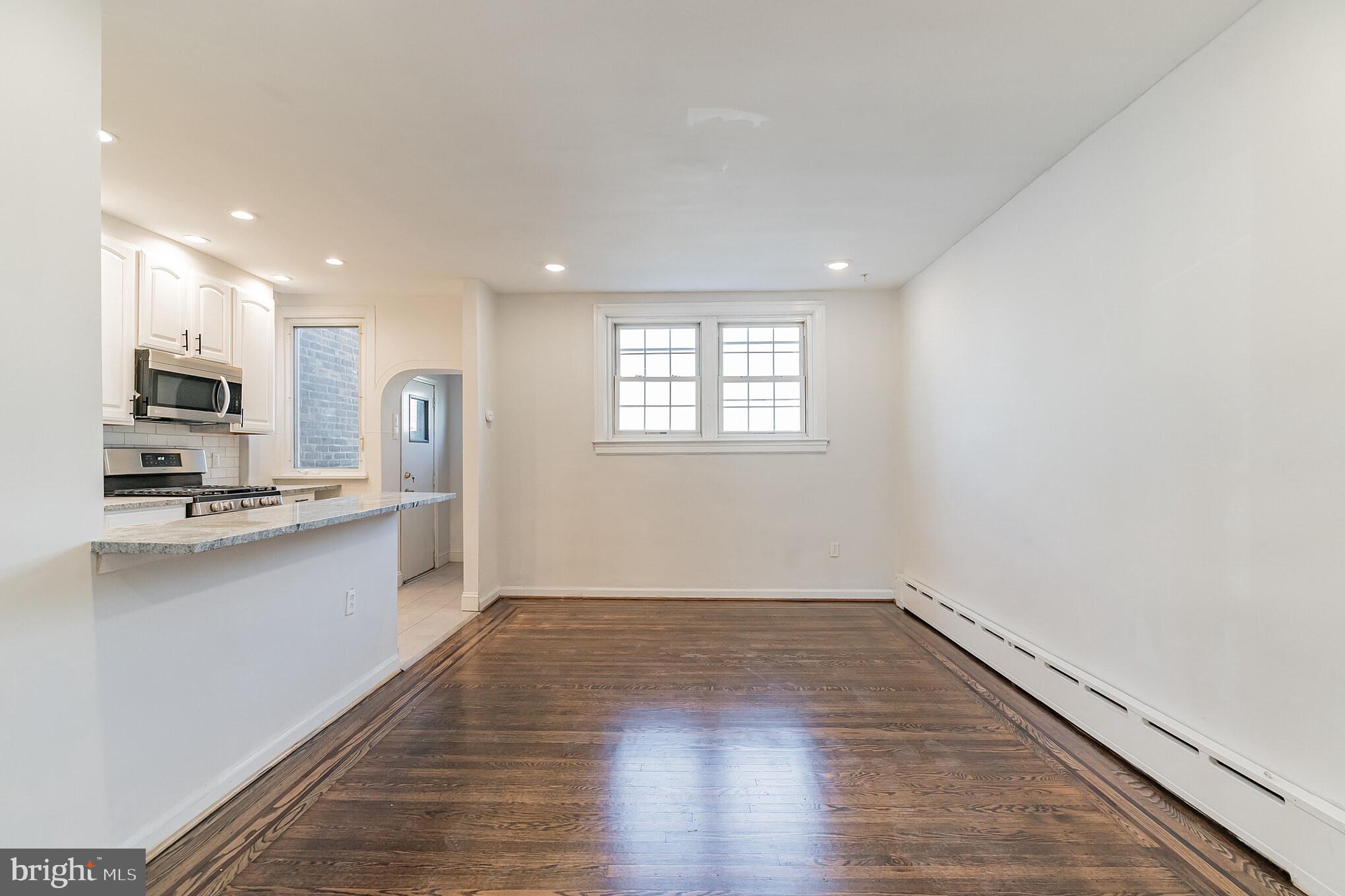 ROXBOROUGH - Residential